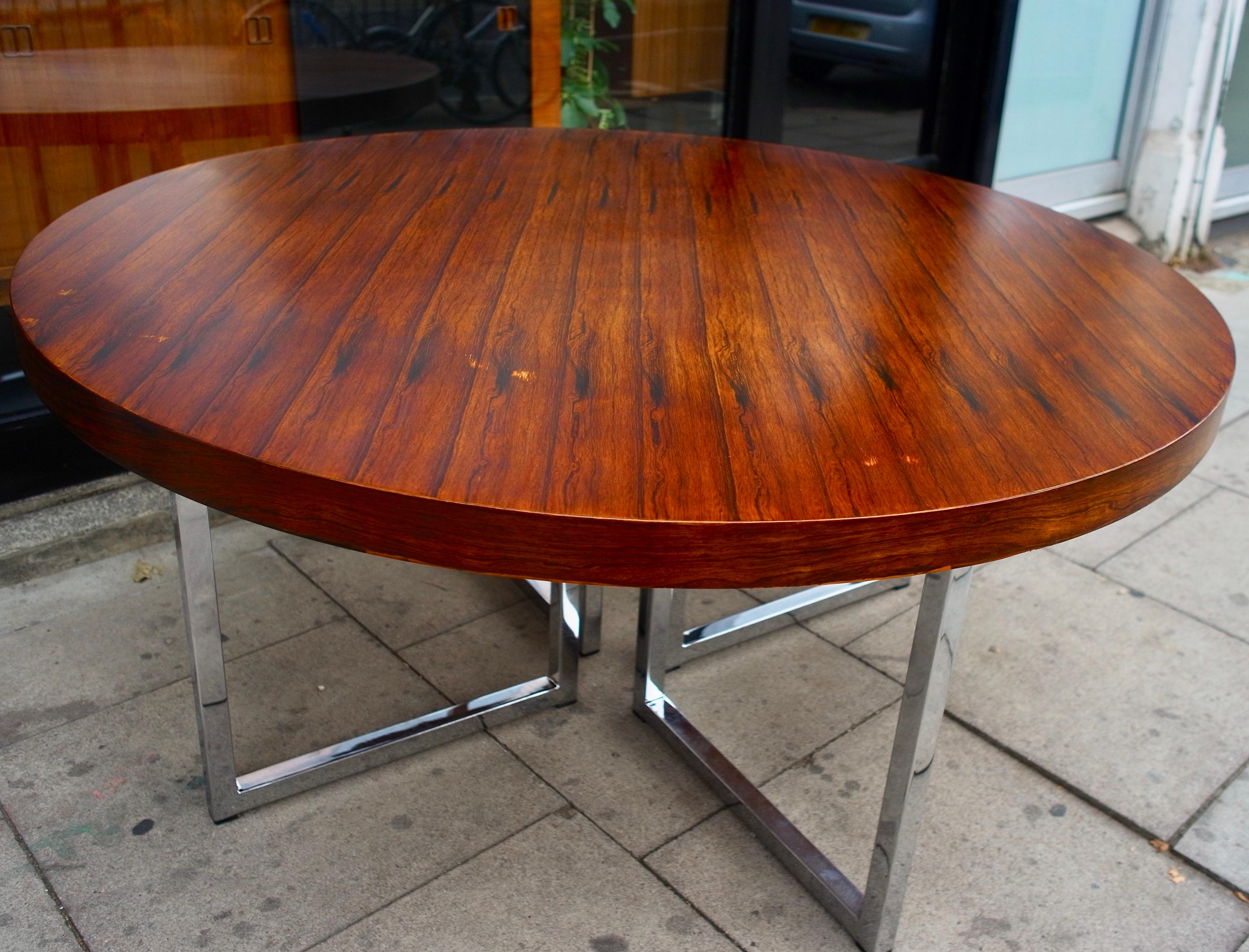 1970s Vintage Gordon Russell Round Rosewood Dining Table on Chrome Base For Sale 4
