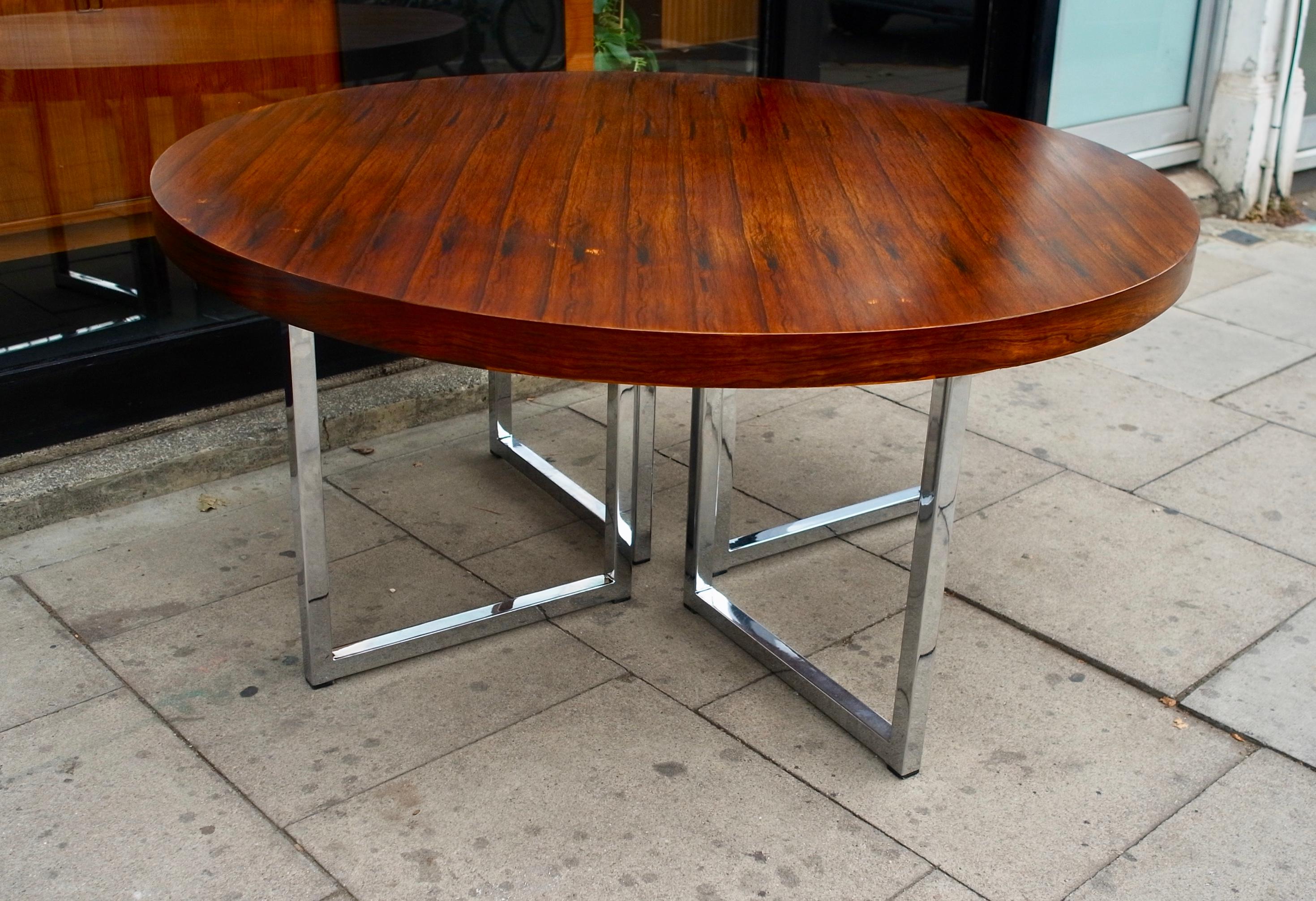 20th Century 1970s Vintage Gordon Russell Round Rosewood Dining Table on Chrome Base For Sale