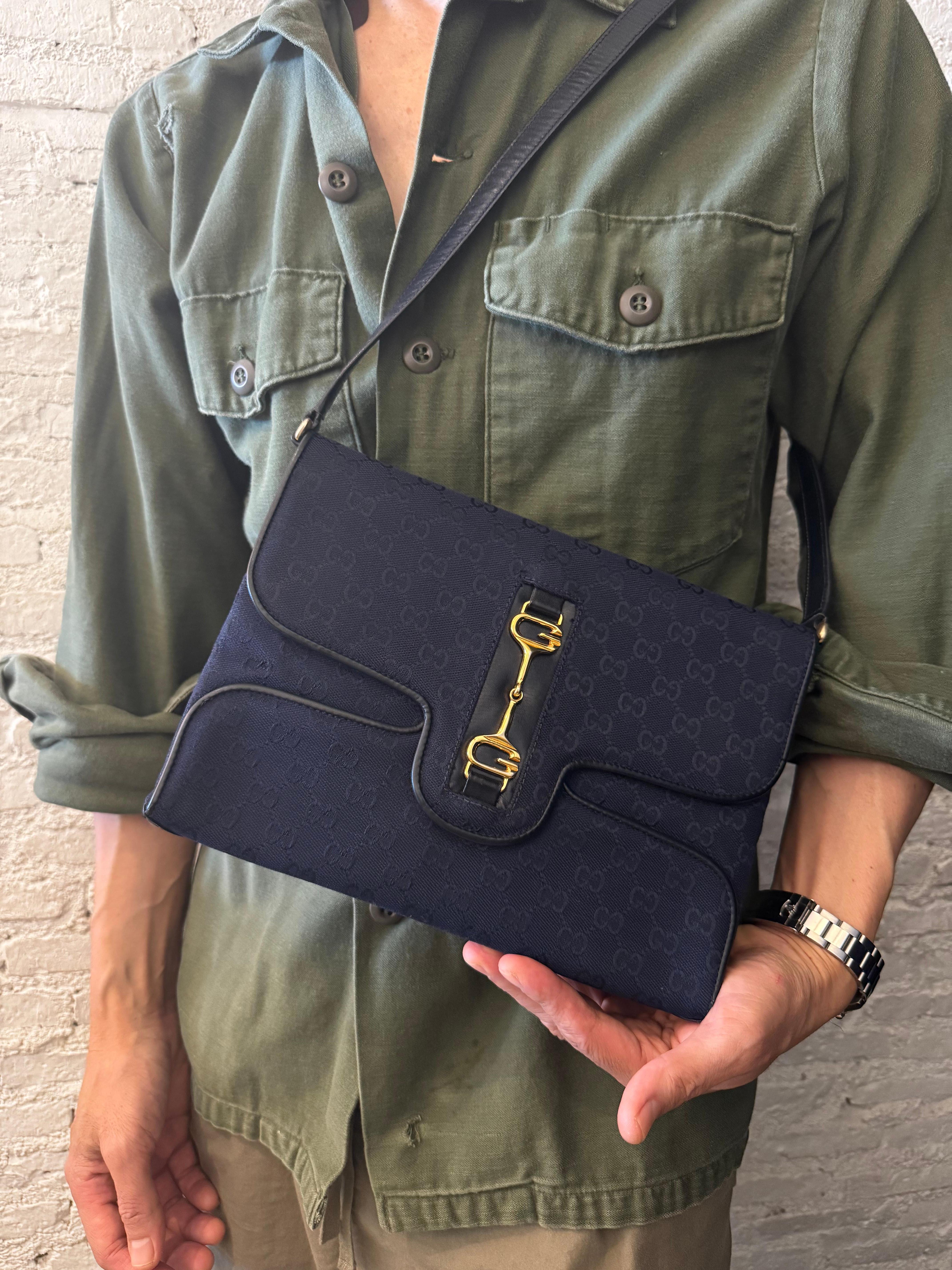 1970s Vintage GUCCI Boutique GG Jacquard Horsebit Two-Way Shoulder Bag Navy In Good Condition For Sale In Bangkok, TH