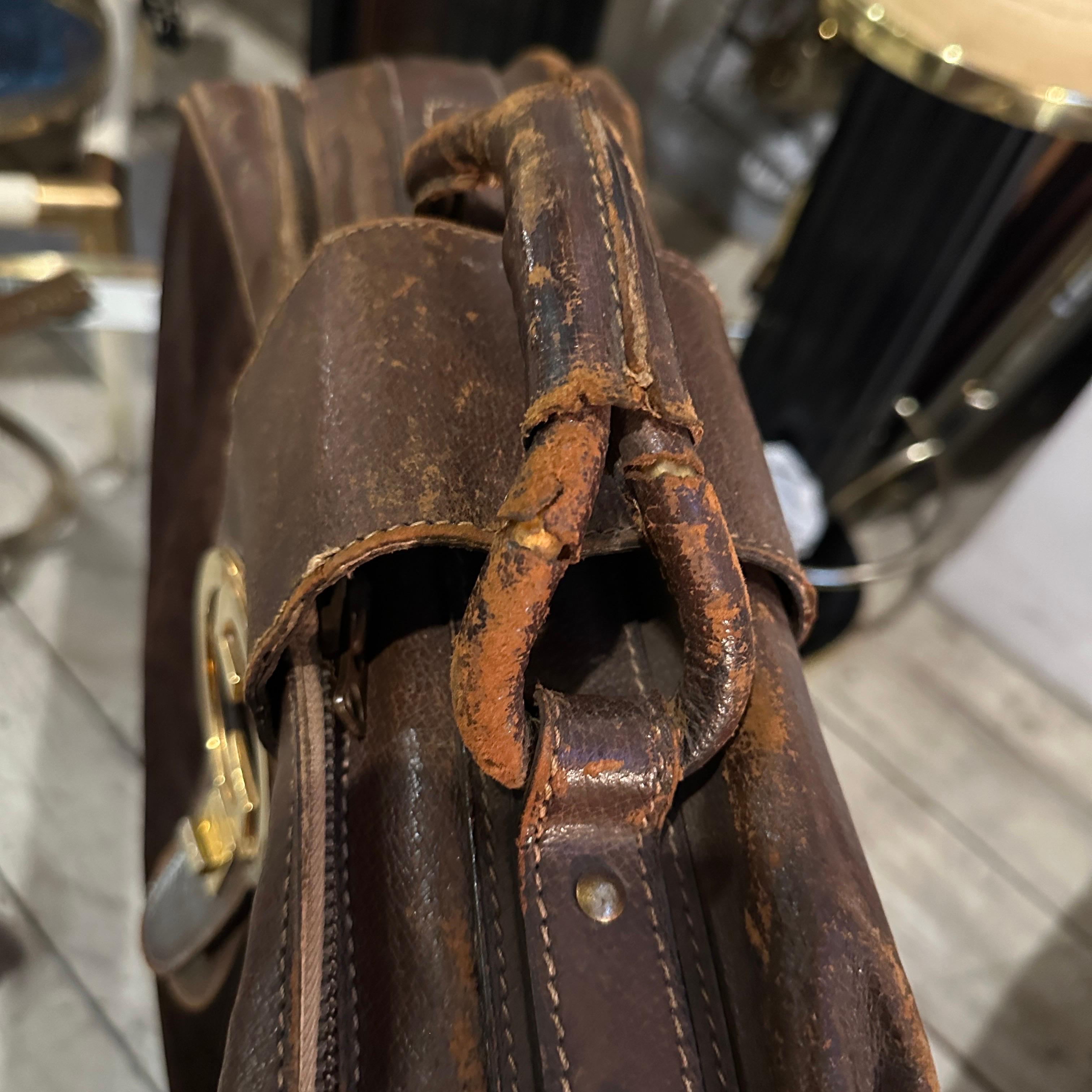 Black 1970s Vintage Gucci Brown Leather and Suede Travel Bag For Sale