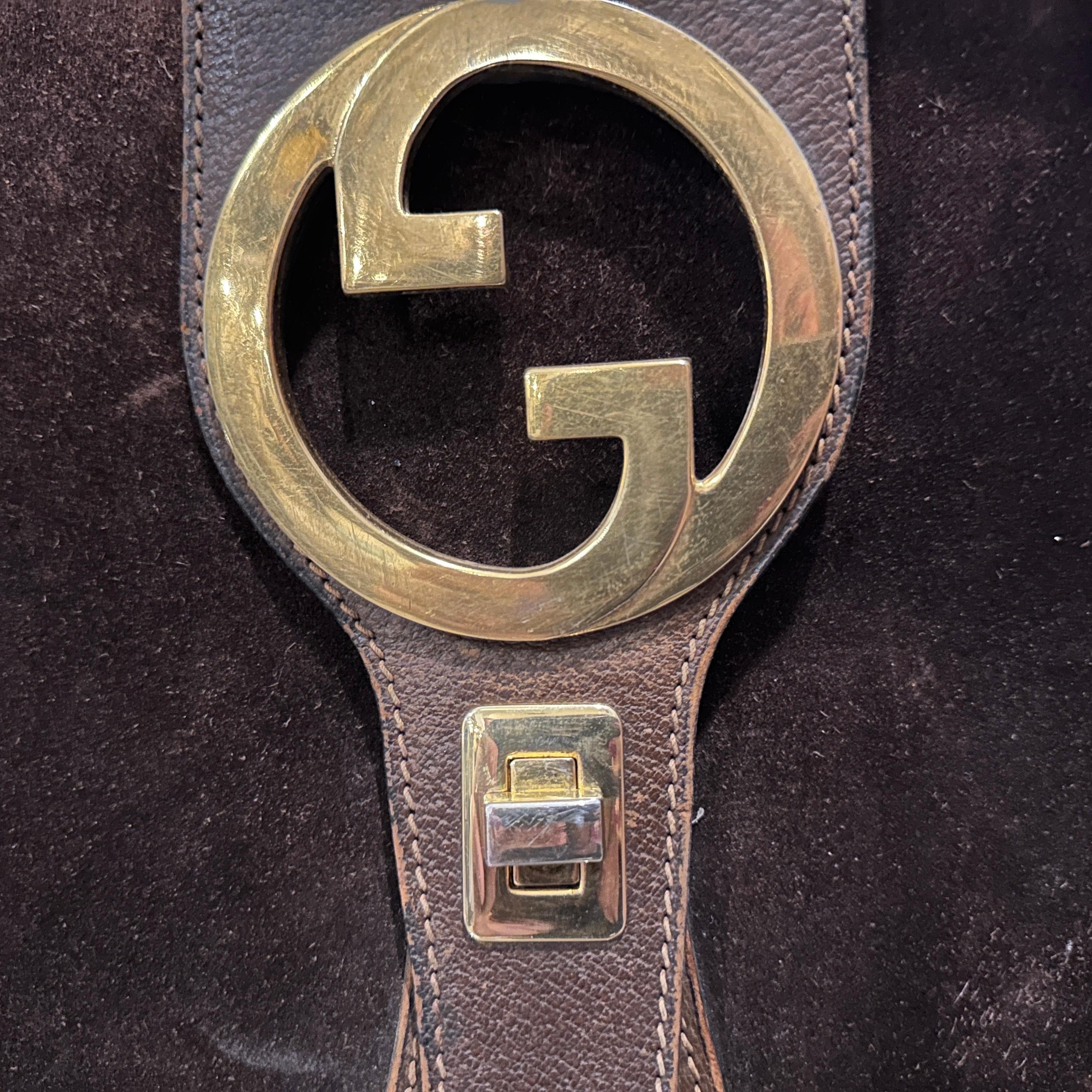 1970s Vintage Gucci Brown Leather and Suede Travel Bag In Good Condition For Sale In Aci Castello, IT