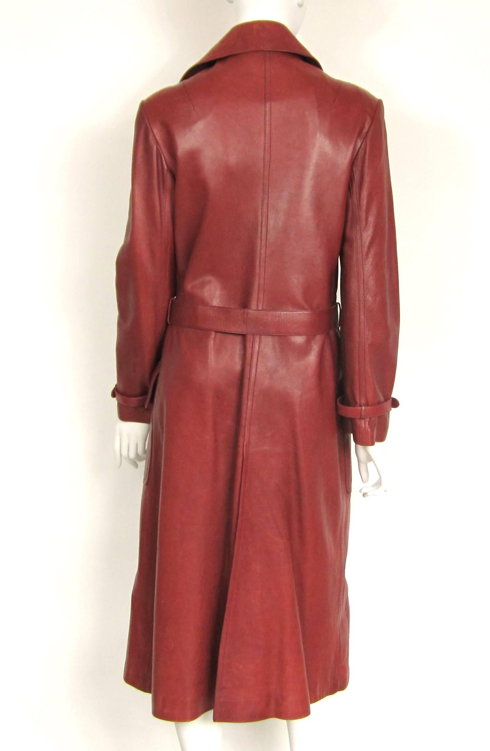 1970s Vintage Gucci Burgundy Leather Logo Trench Coat  3