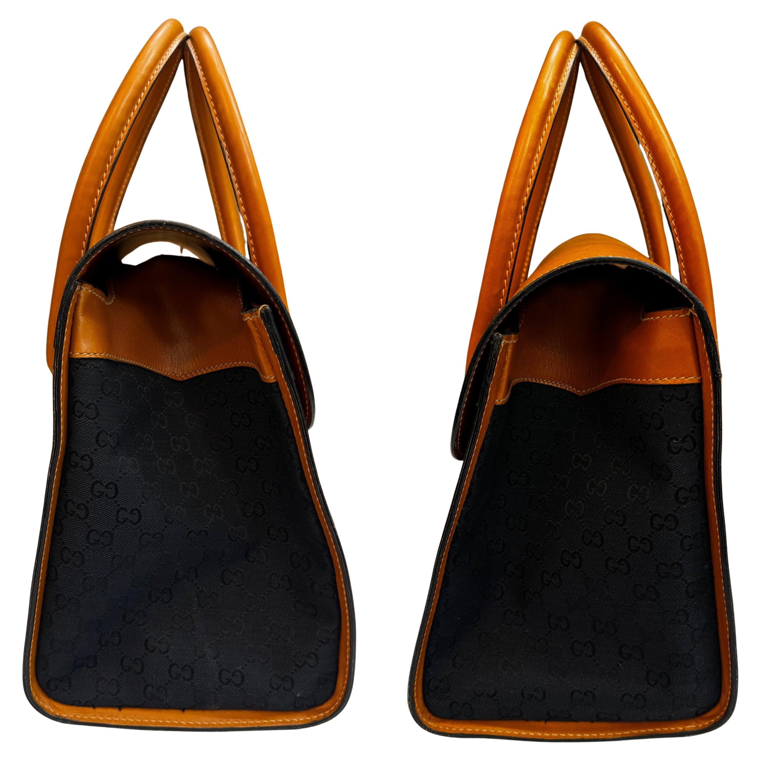 1970s Vintage GUCCI GG Monogram Jacquard Boston Bag Black Brown 34 Marrón en venta