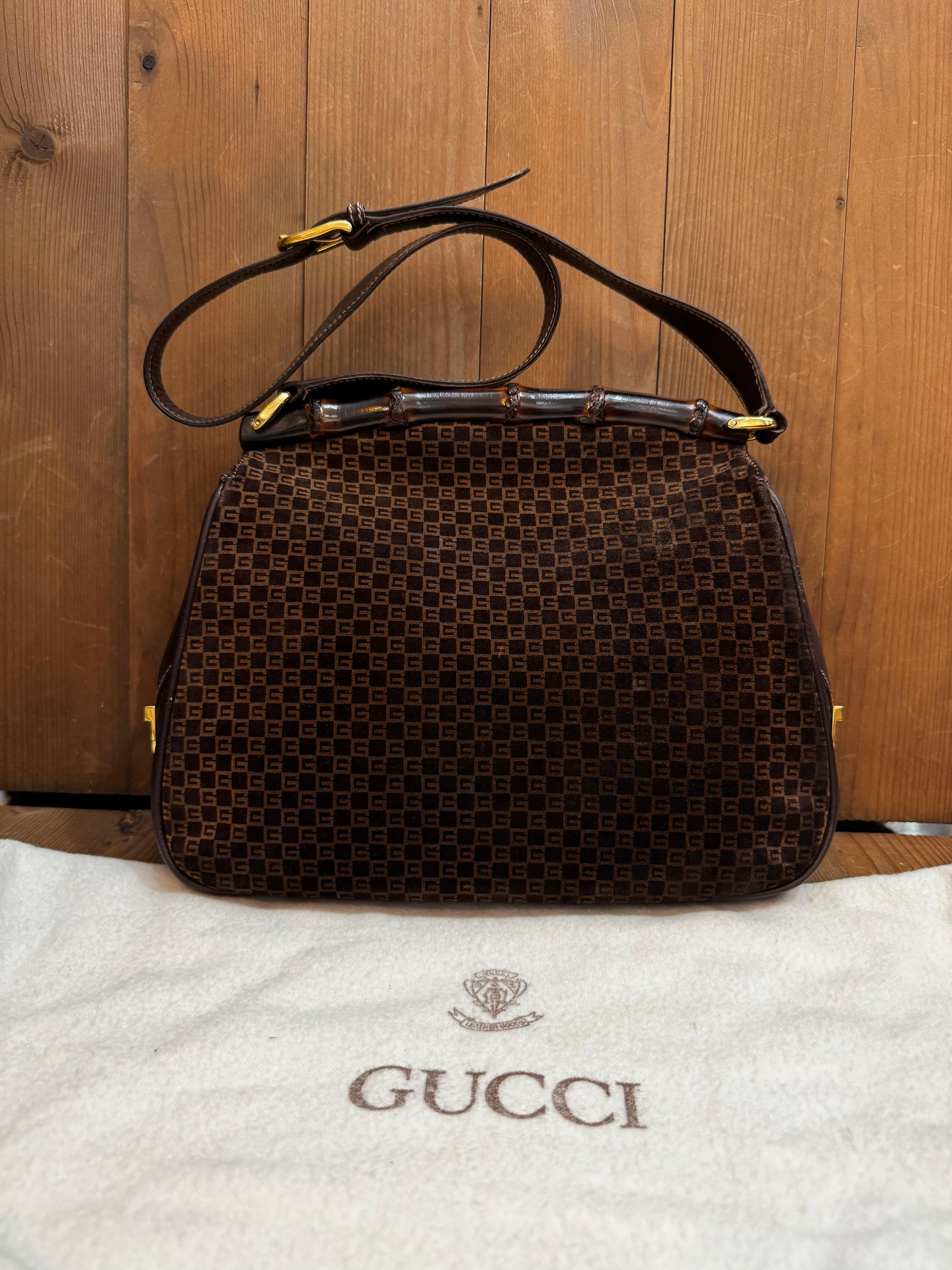 Nero Borsa a tracolla GG GG in pelle nubuck Bamboo marrone, anni '70. in vendita