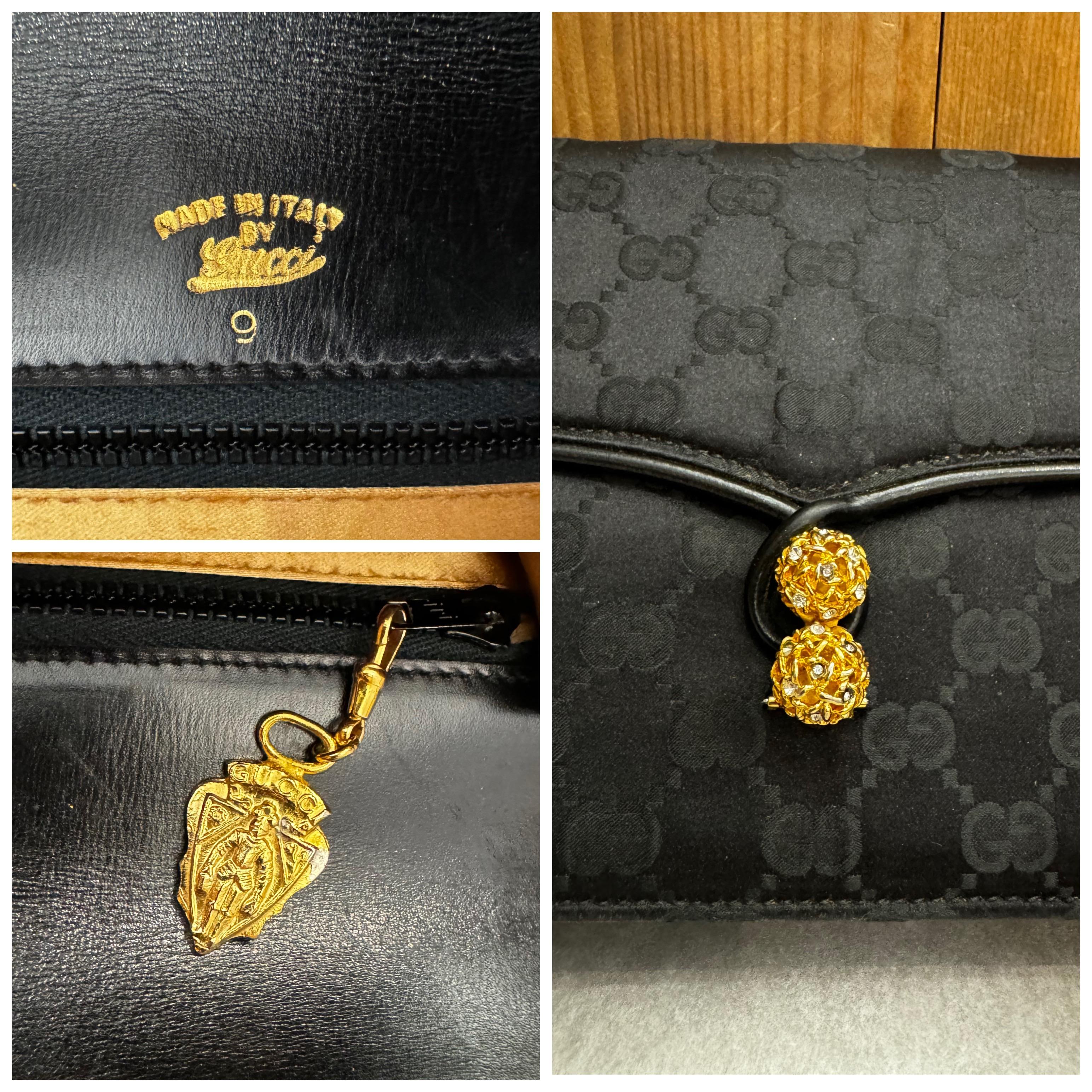 1970s Vintage GUCCI GG Satin Jacquard Two-Way Chain Clutch Shoulder Bag Black For Sale 1