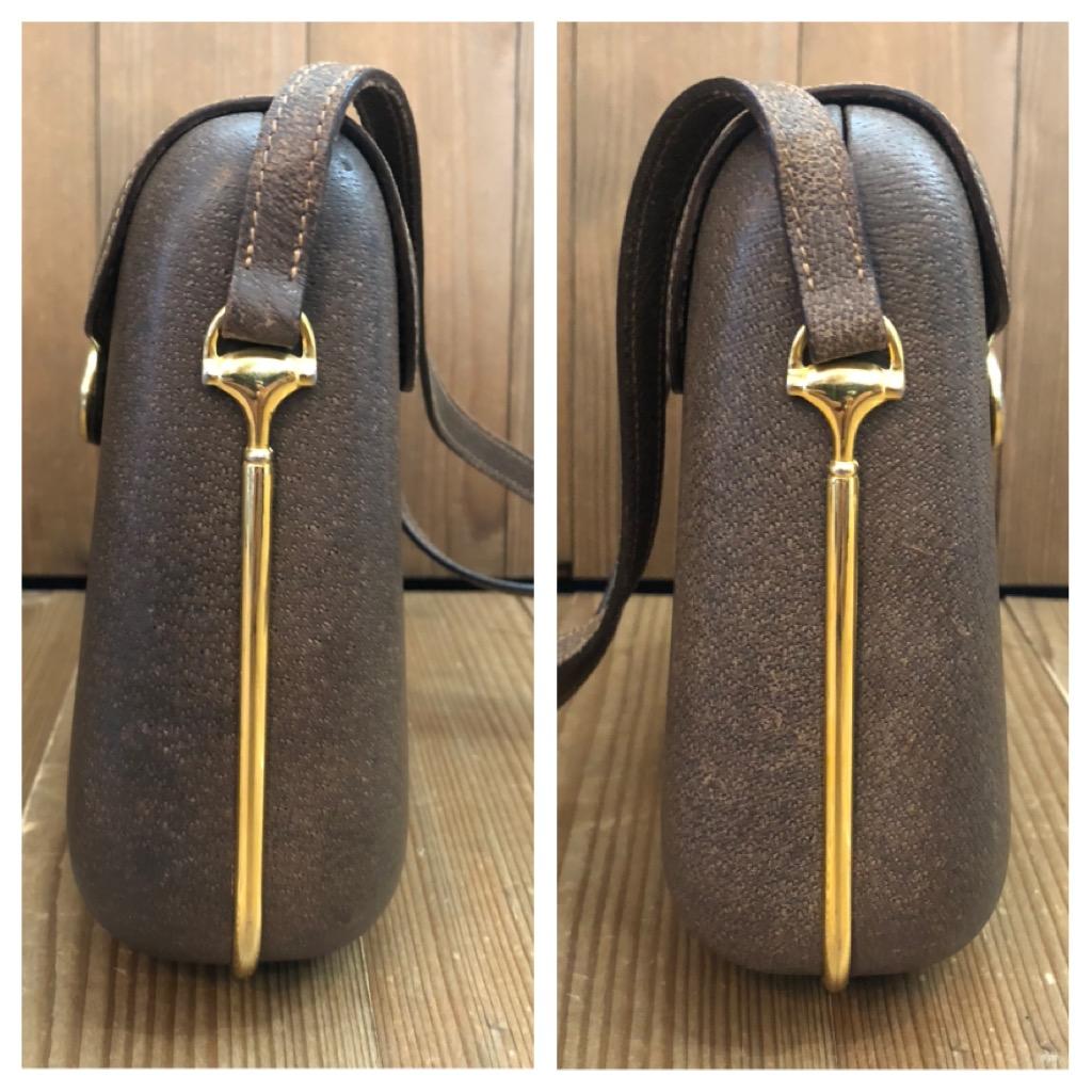 1970s Vintage GUCCI Hard Shell Leather Crossbody Bag Brown For Sale 5