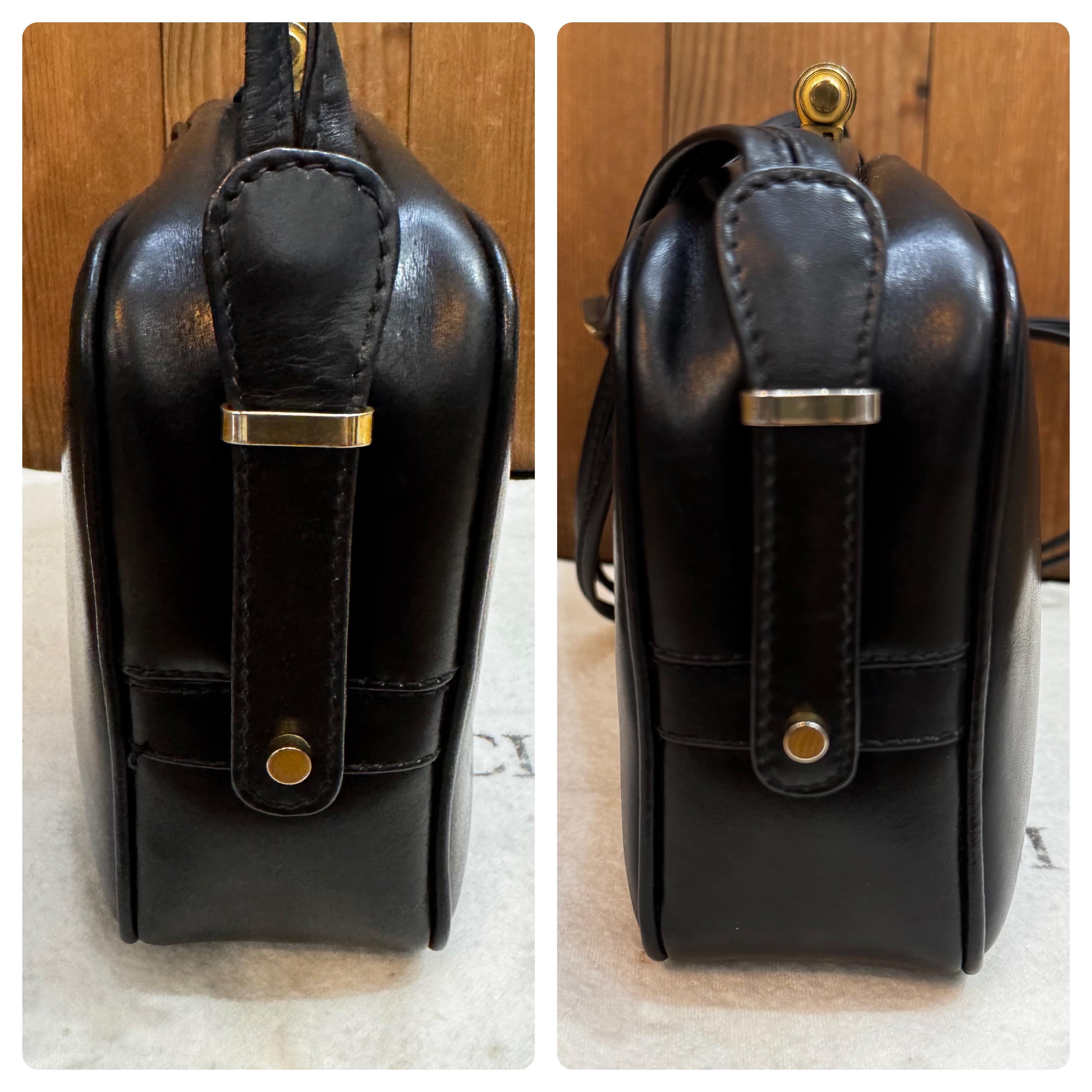 1970s Vintage GUCCI Leather Shoulder Bag Kiss-Lock Black For Sale 1