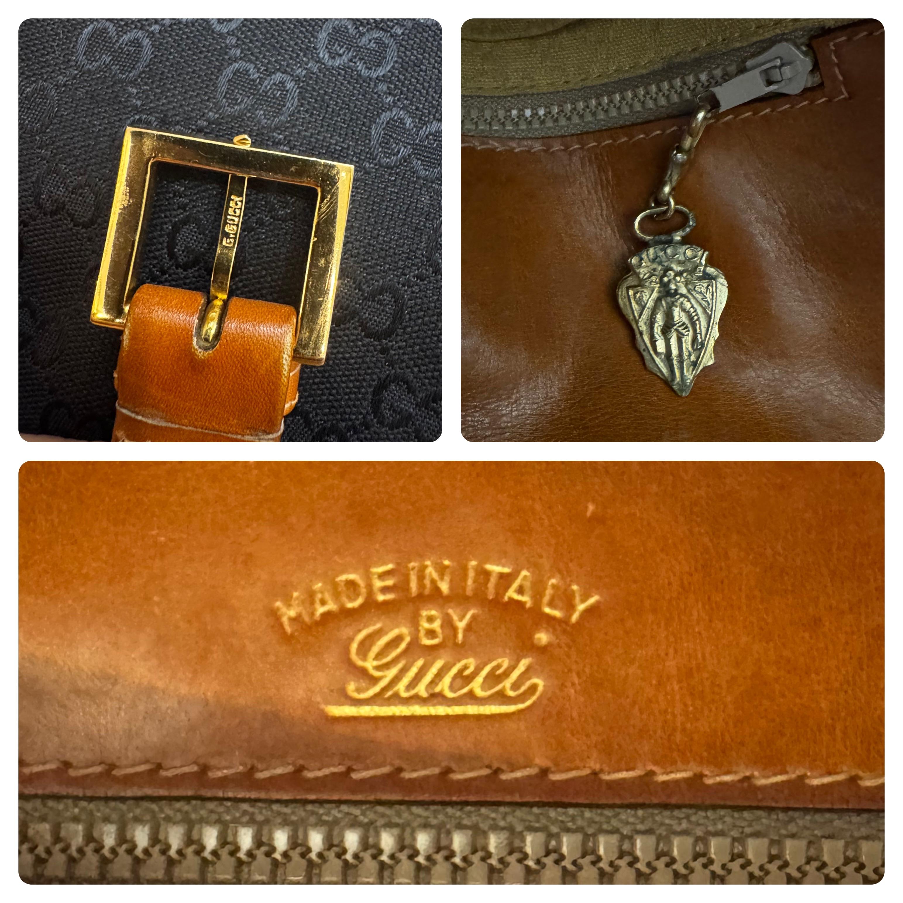 1970s Vintage GUCCI Monograma GG Jacquard Horsebit Bolso de hombro Negro en venta 5
