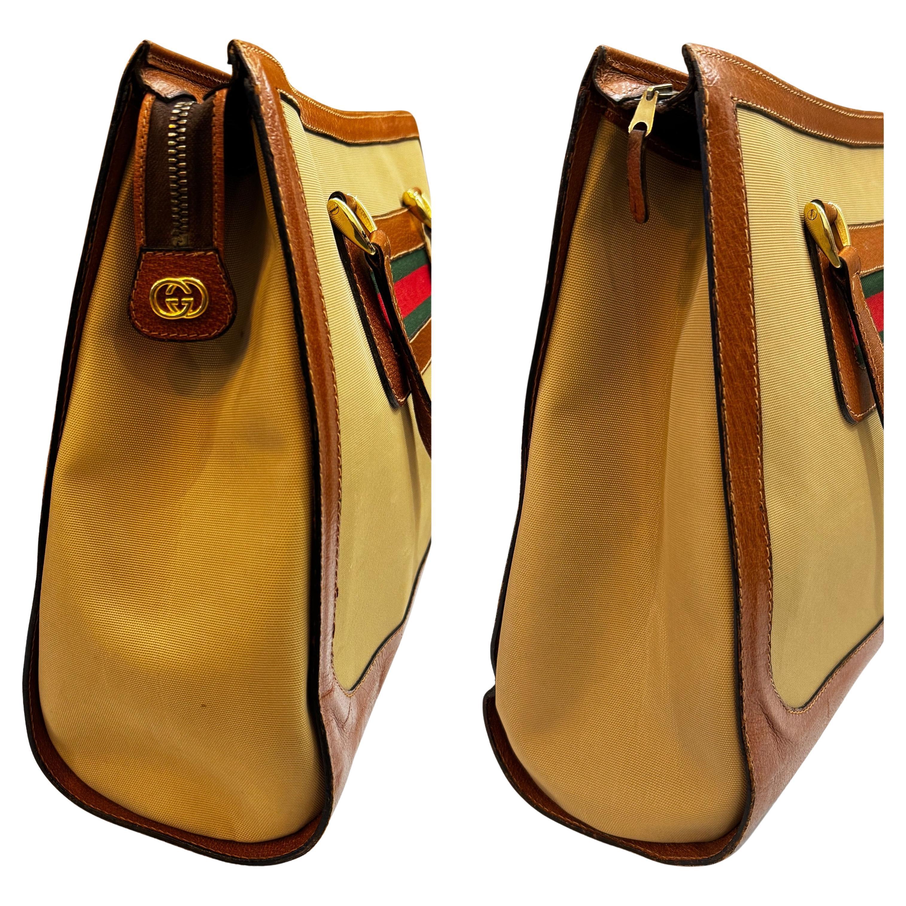 1970s Vintage GUCCI Web Canvas Book Tote Bag Khaki Brown In Fair Condition For Sale In Bangkok, TH