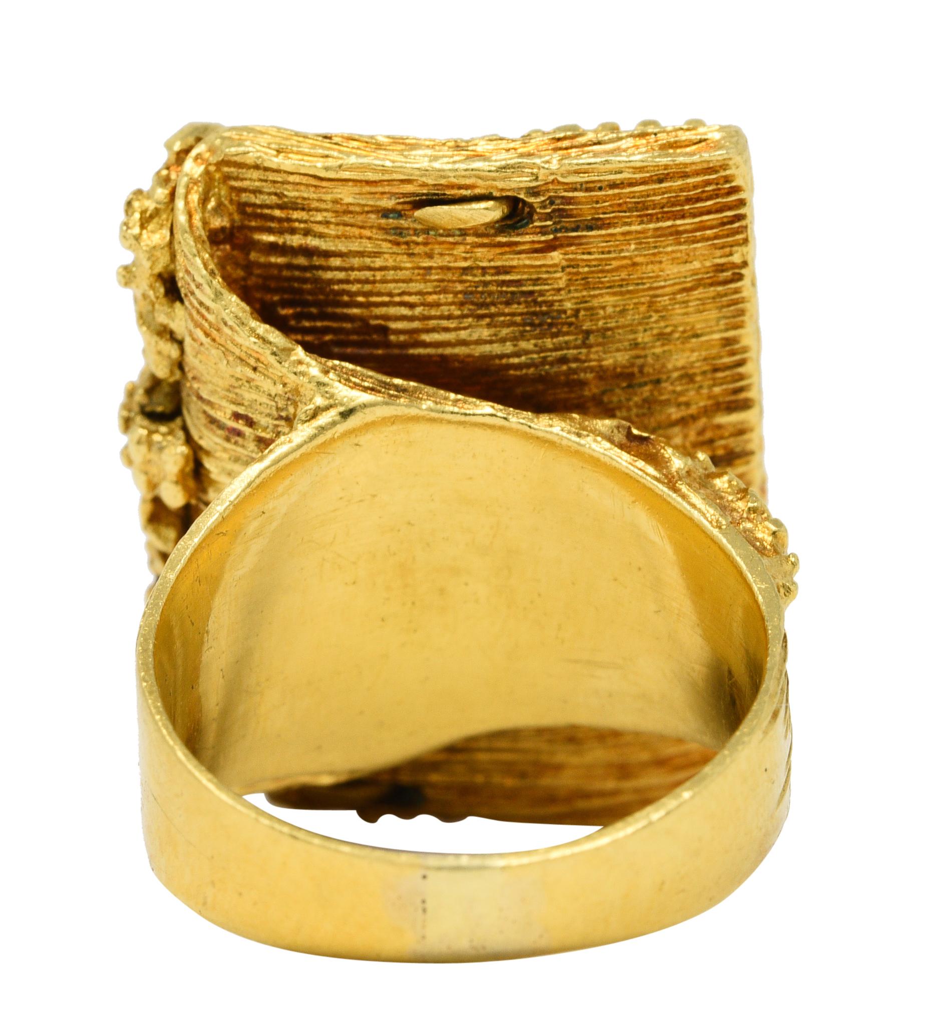 1970's Vintage Guilloche Enamel 18 Karat Gold Statement Ring In Excellent Condition In Philadelphia, PA