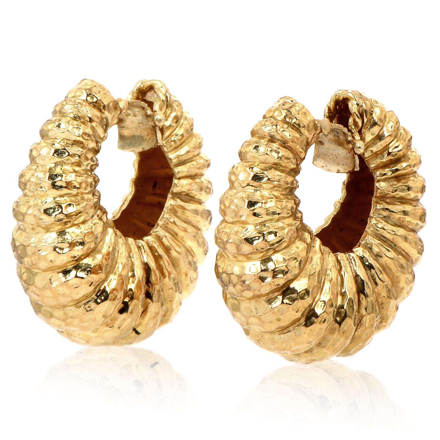 This is a timeless piece, very desirable. they can be worn on any occasion or enjoy them every day.  They are very elegant and sophisticated earrings. it is hand hammered and it shines as it dangles. 
These exquisite Vintage large hoop Earrings are