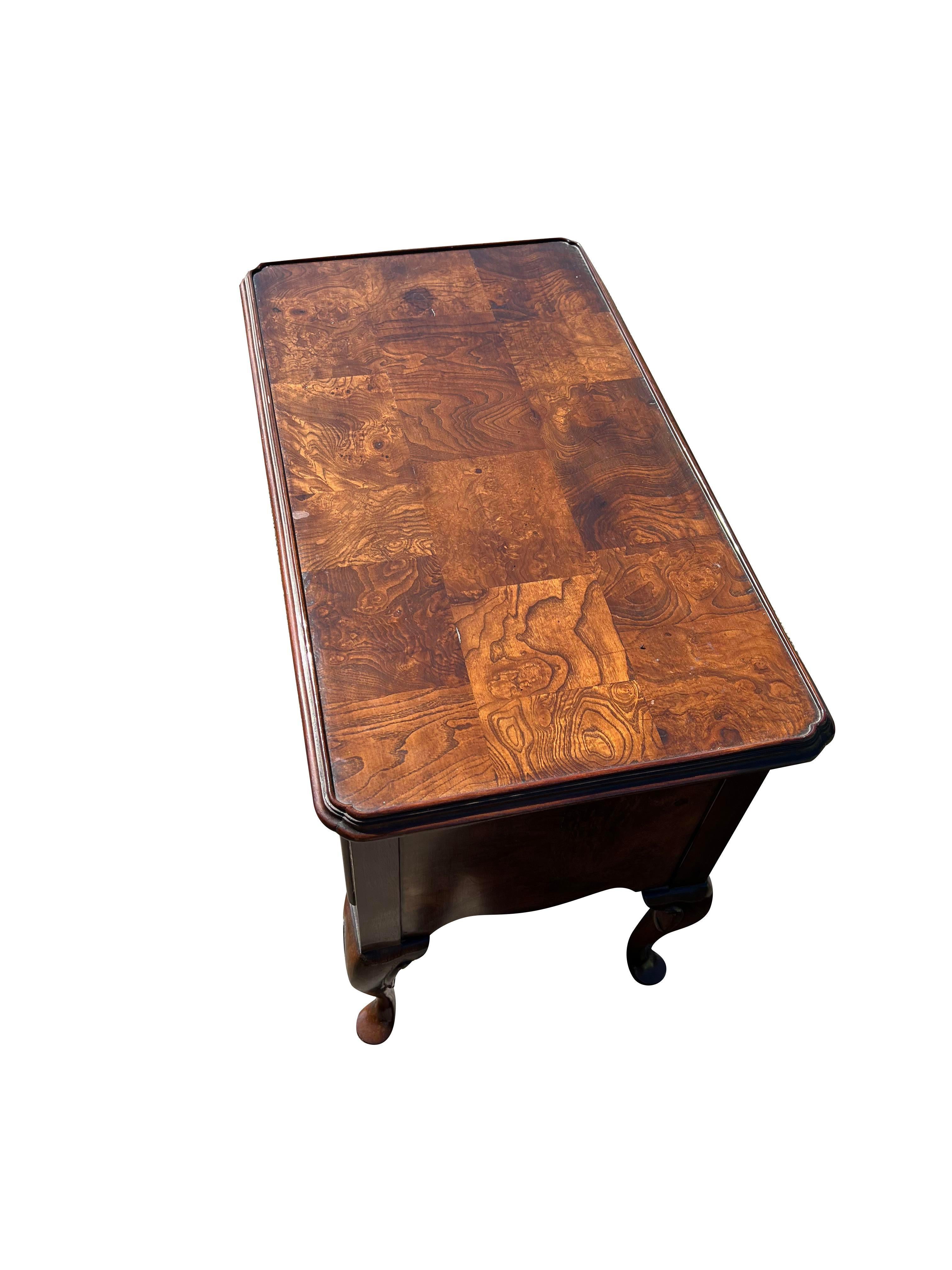 1970s Vintage Hekman Small Dresser or Accent Table With Drawers 1