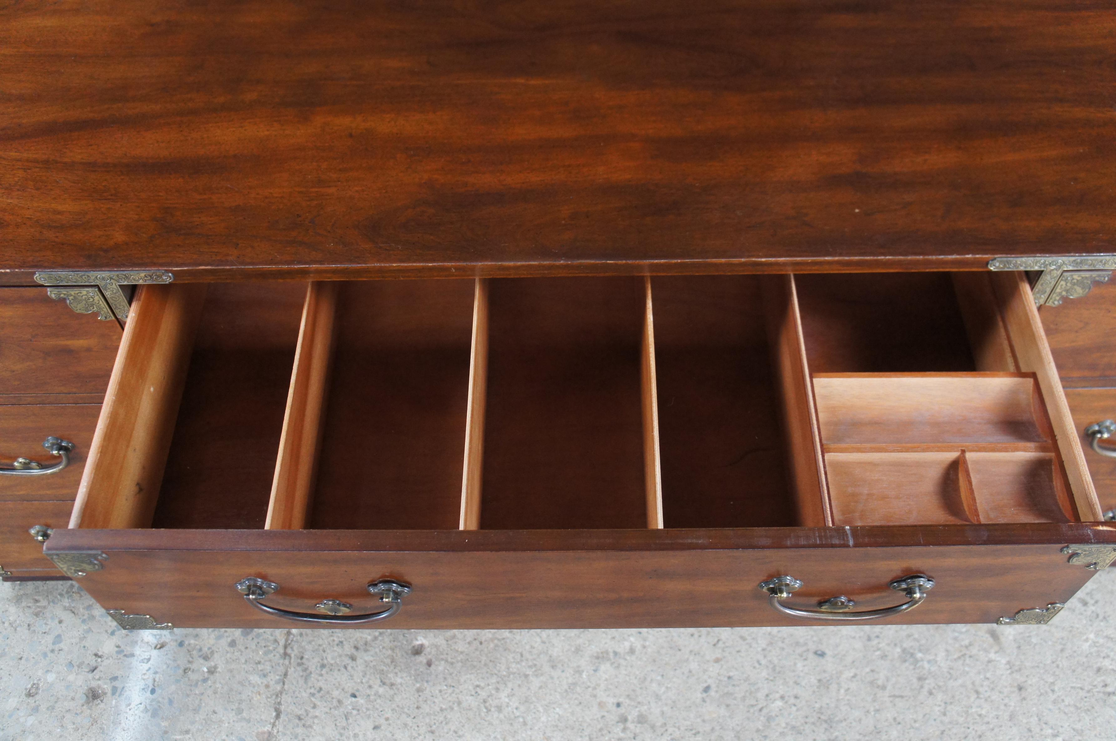 1970s Vintage Henredon Campaign Tansu Style Chinoisere Mahogany Double Dresser For Sale 1