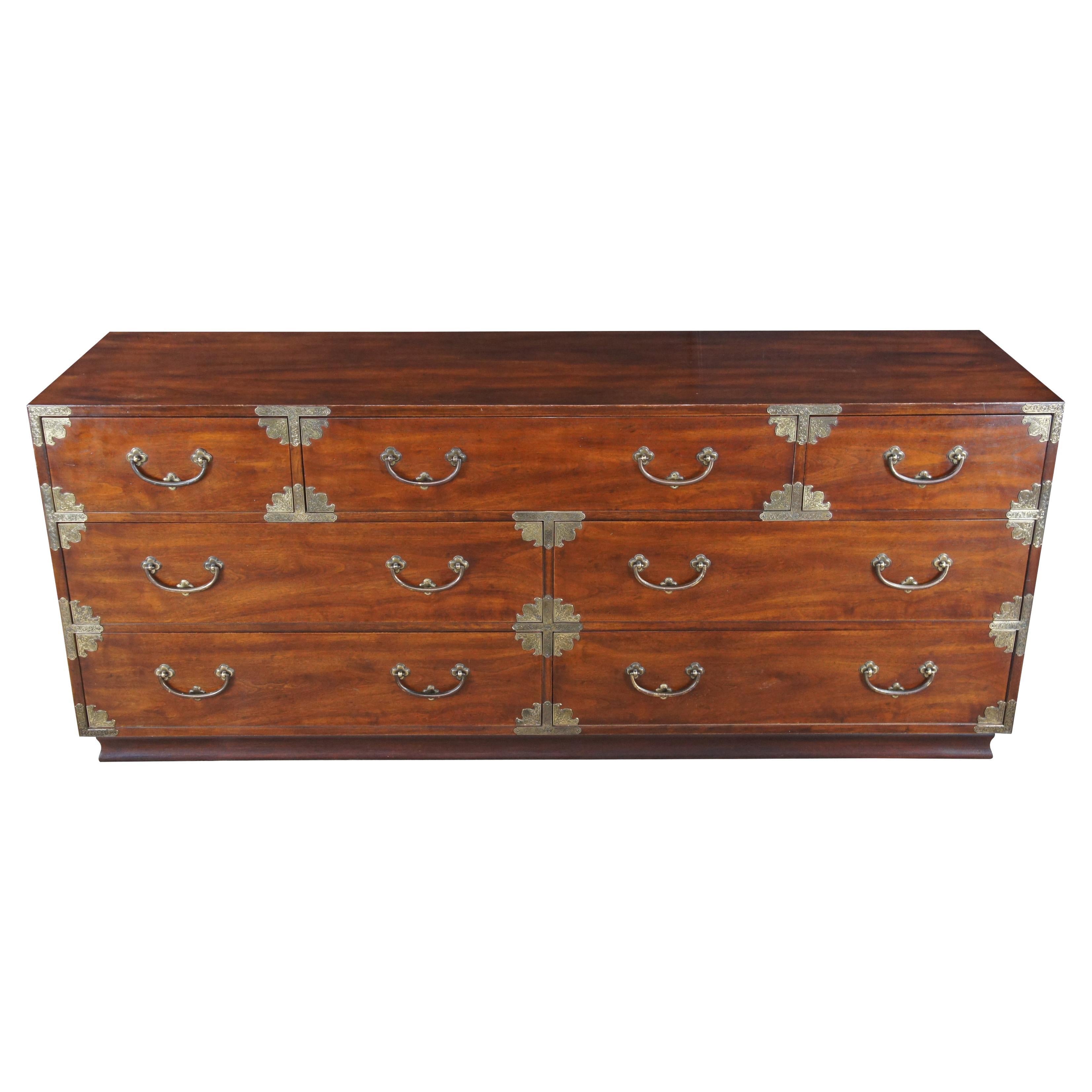 1970s Vintage Henredon Campaign Tansu Style Chinoisere Mahogany Double Dresser For Sale