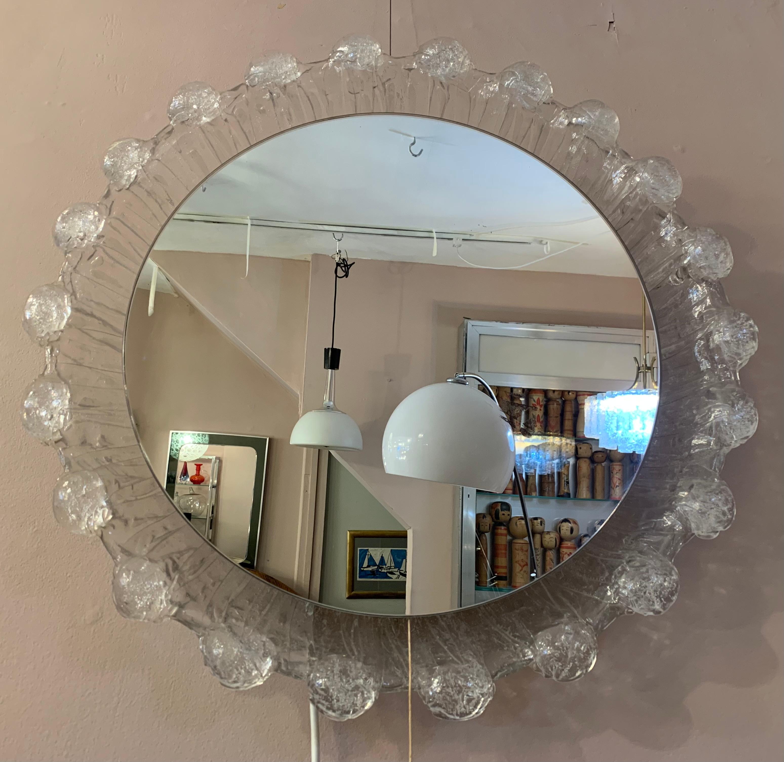 1970s Vintage Illuminated Backlit Lucite Water Droplet Wall Hanging Mirror 3
