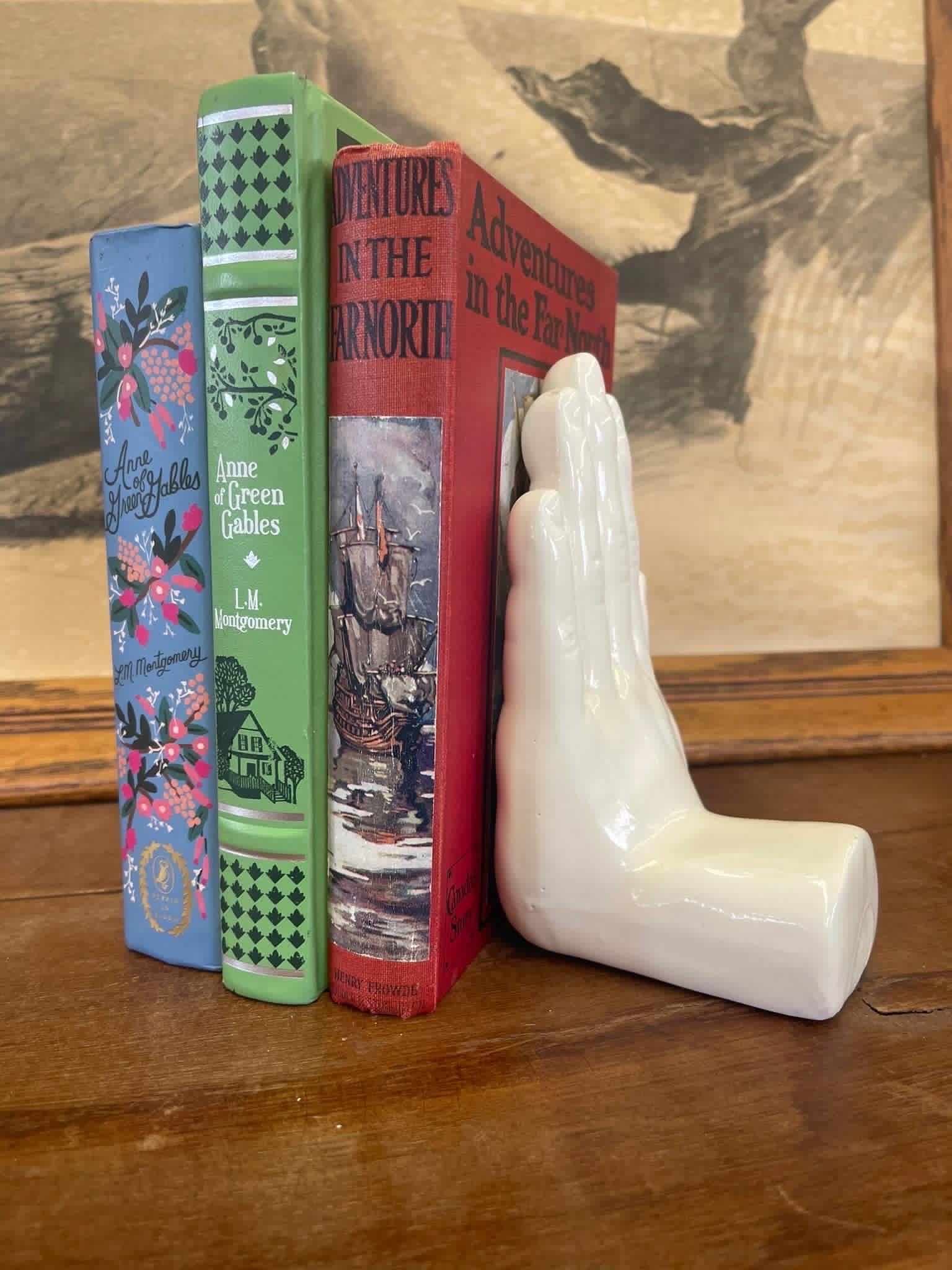1970s Vintage Inspired White Sculpture of Hand Bookend. For Sale 3