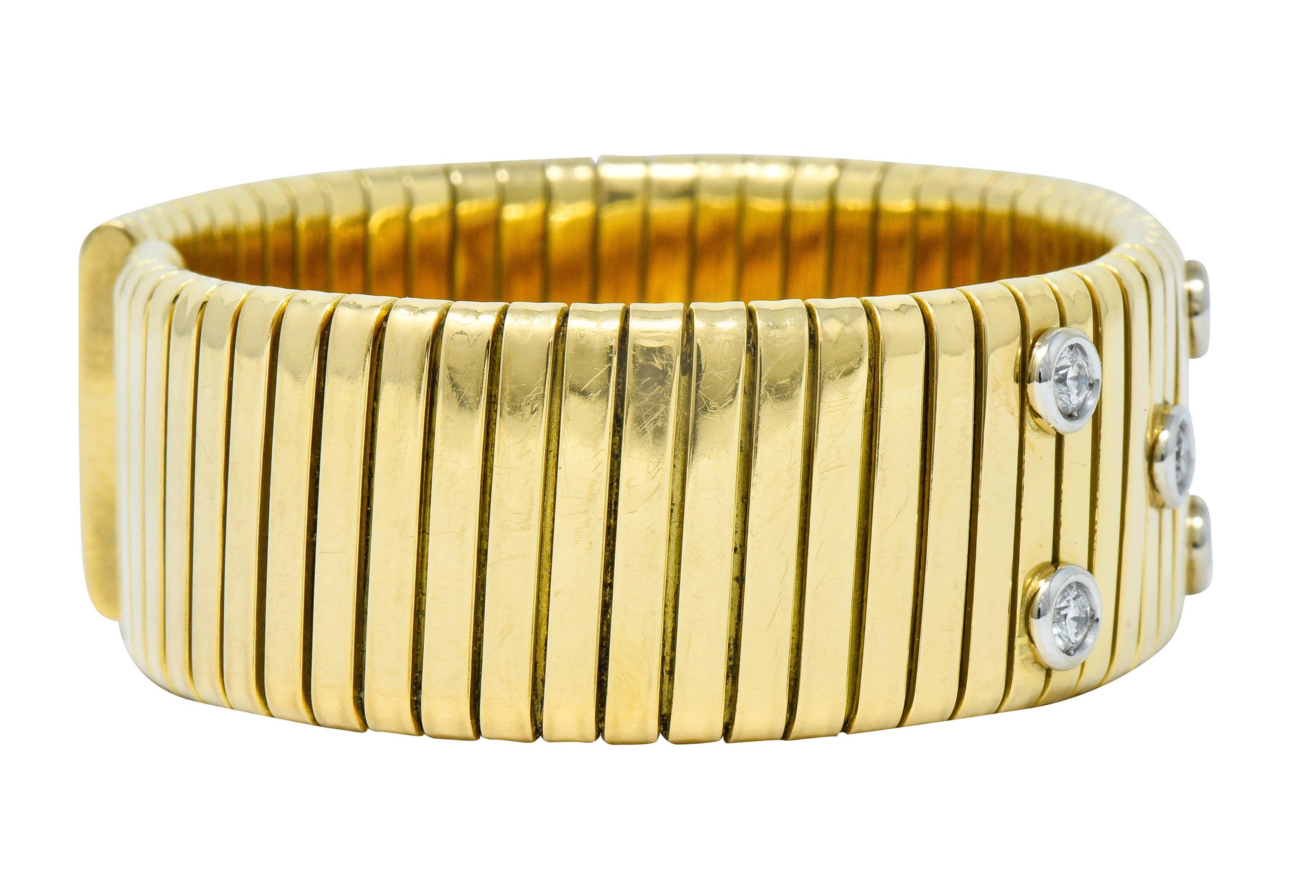Contemporary 1970s Vintage Italian 1.45 Carat Diamond 18 Karat Gold Tubogas Cuff Bracelet