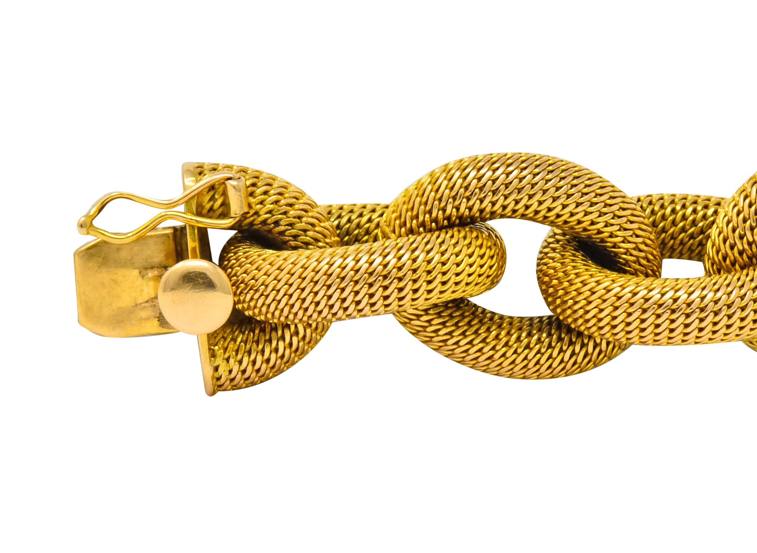 1970s Vintage Italian 18 Karat Gold Large Mesh Link Bracelet 1