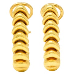 1970's Vintage Italian 18 Karat Yellow Gold Ribbed Hoop Earrings