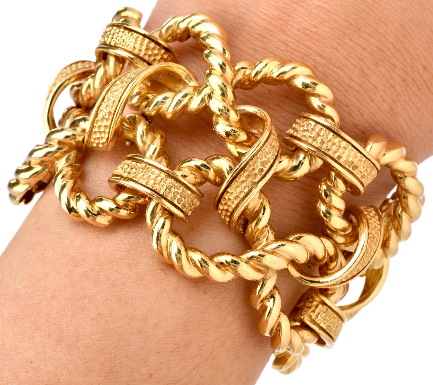 Women's 1970s Vintage Italian 18K Gold Infinity Link Textured Woven Statement Bracelet For Sale
