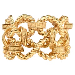 1970s Vintage Italian 18K Gold Infinity Link Textured Woven Statement Bracelet