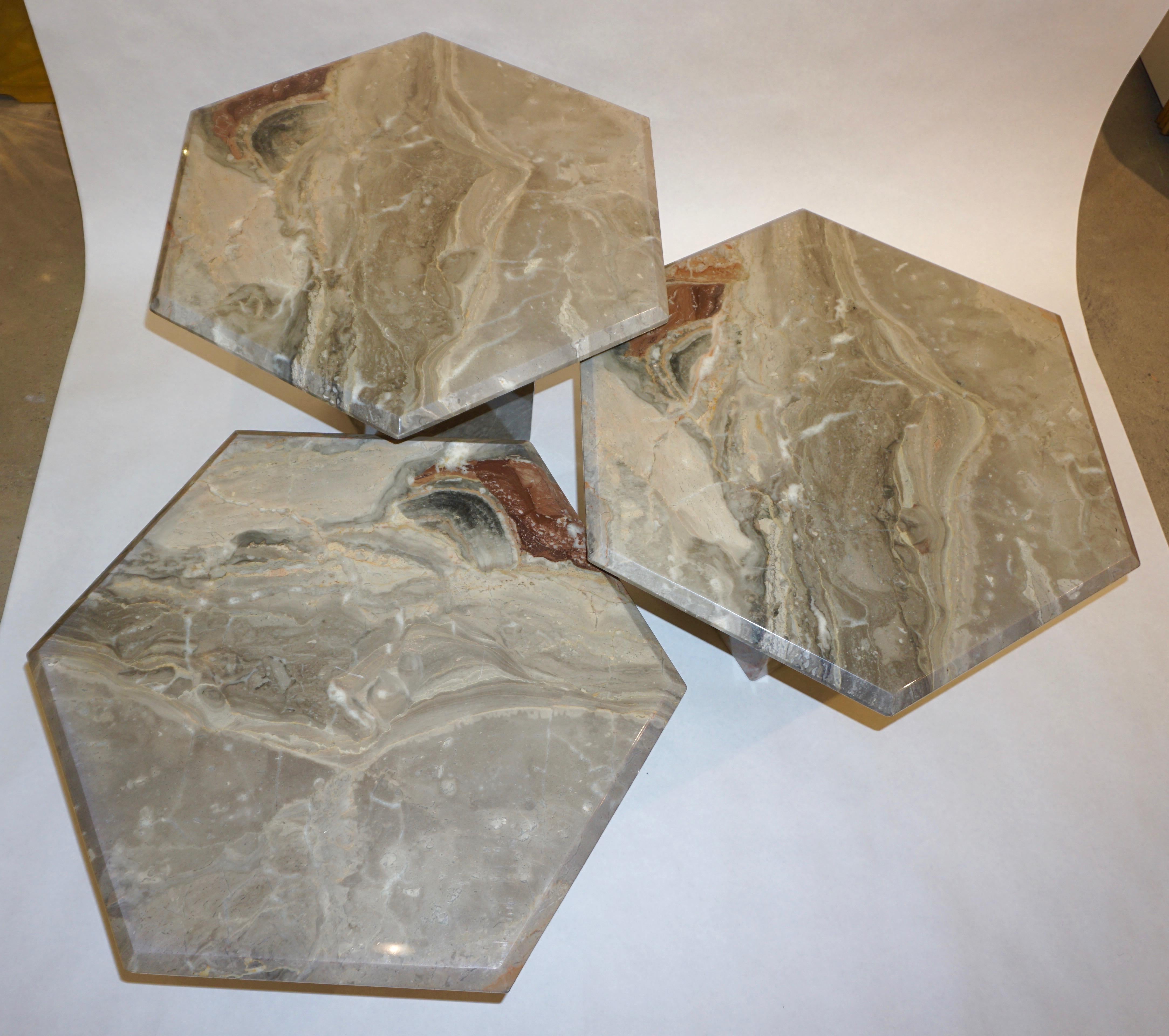 Late 20th Century Vintage Italian 3 Geometric White Grey and Red Vein Marble Nesting Tables 1970s 