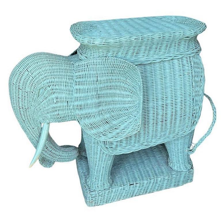1970s Vintage Italian Animalia Wicker Elephant Side Tray Table in Blue For Sale 2
