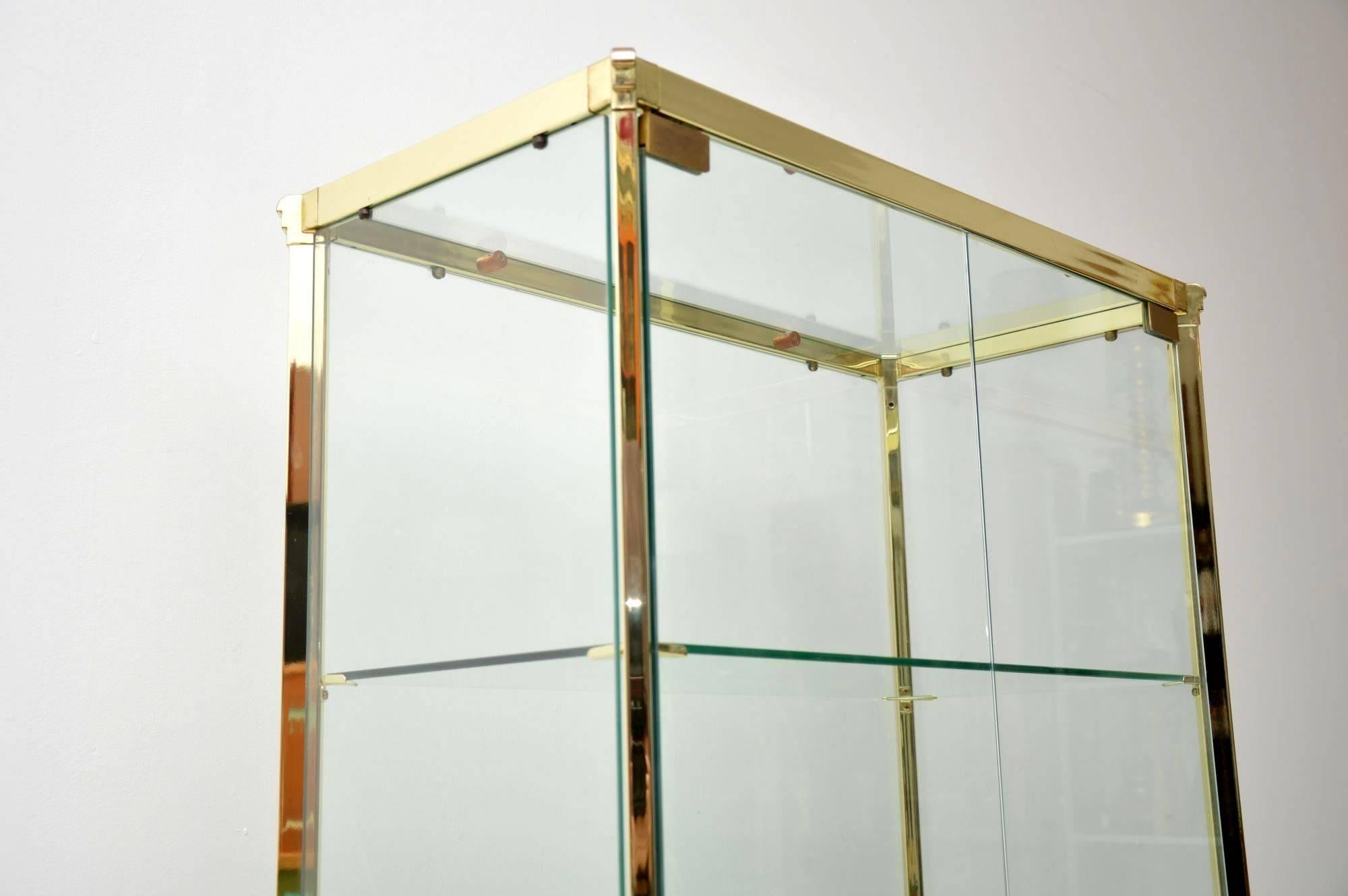 Mid-Century Modern 1970s Vintage Italian Brass and Glass Display Cabinet or Bookcase