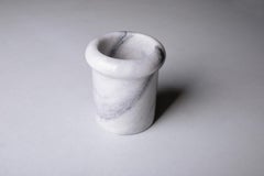 Vaso in marmo di Carrara vintage italiano, stile Ettore Sottsass, anni '80, Mini