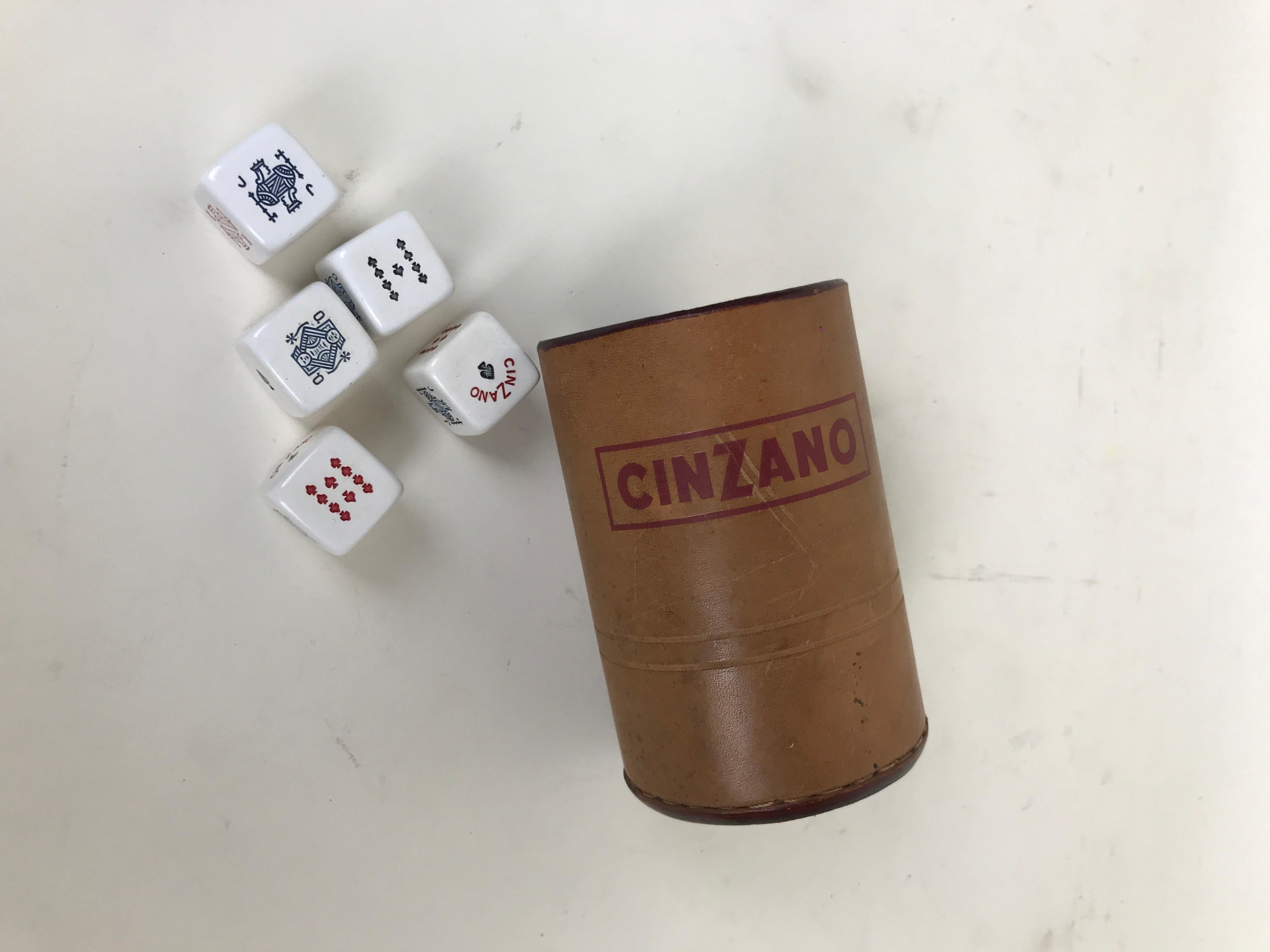 1970s Vintage Italian Cinzano Advertising Leather Dice Cup with Set of Dice In Good Condition For Sale In Milan, IT