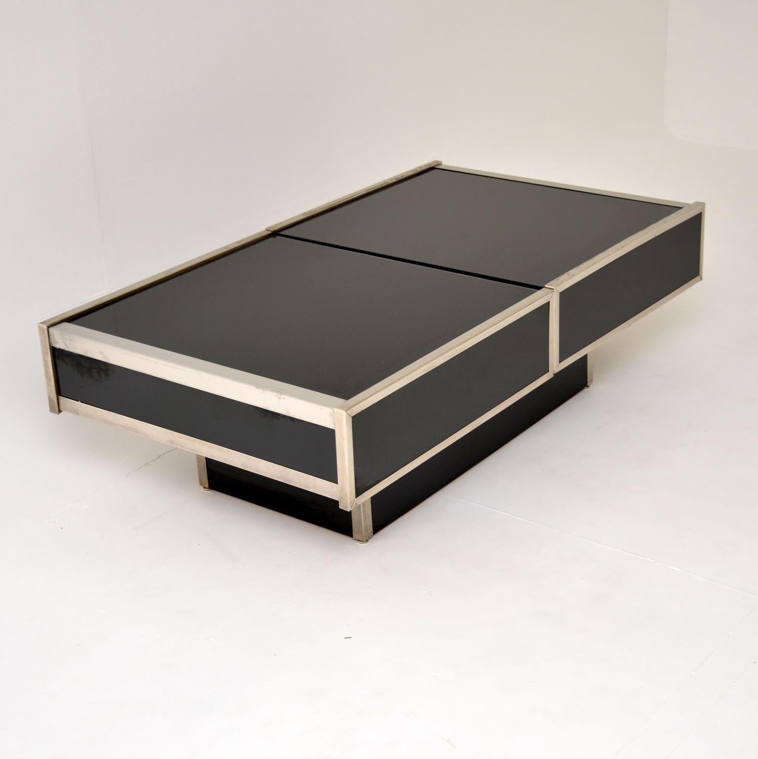 1970's Vintage Italian Coffee Table in the Style of Willy Rizzo 3
