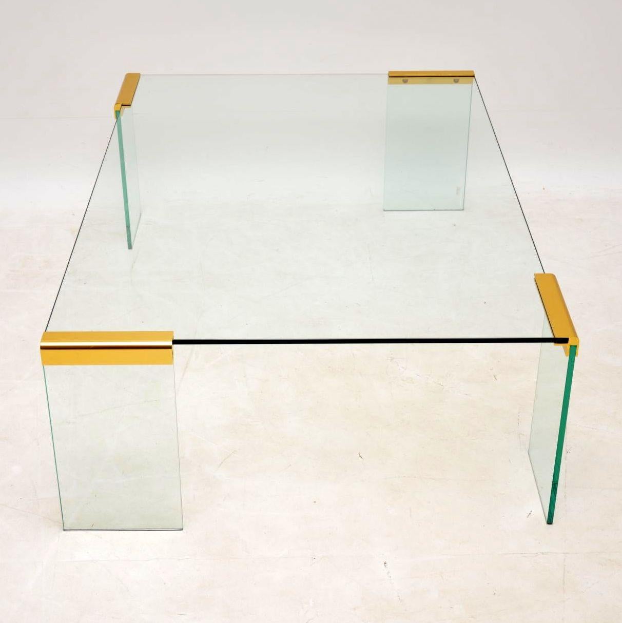 1970s Vintage Italian Glass and Brass Coffee Table by Gallotti & Radice In Good Condition In London, GB