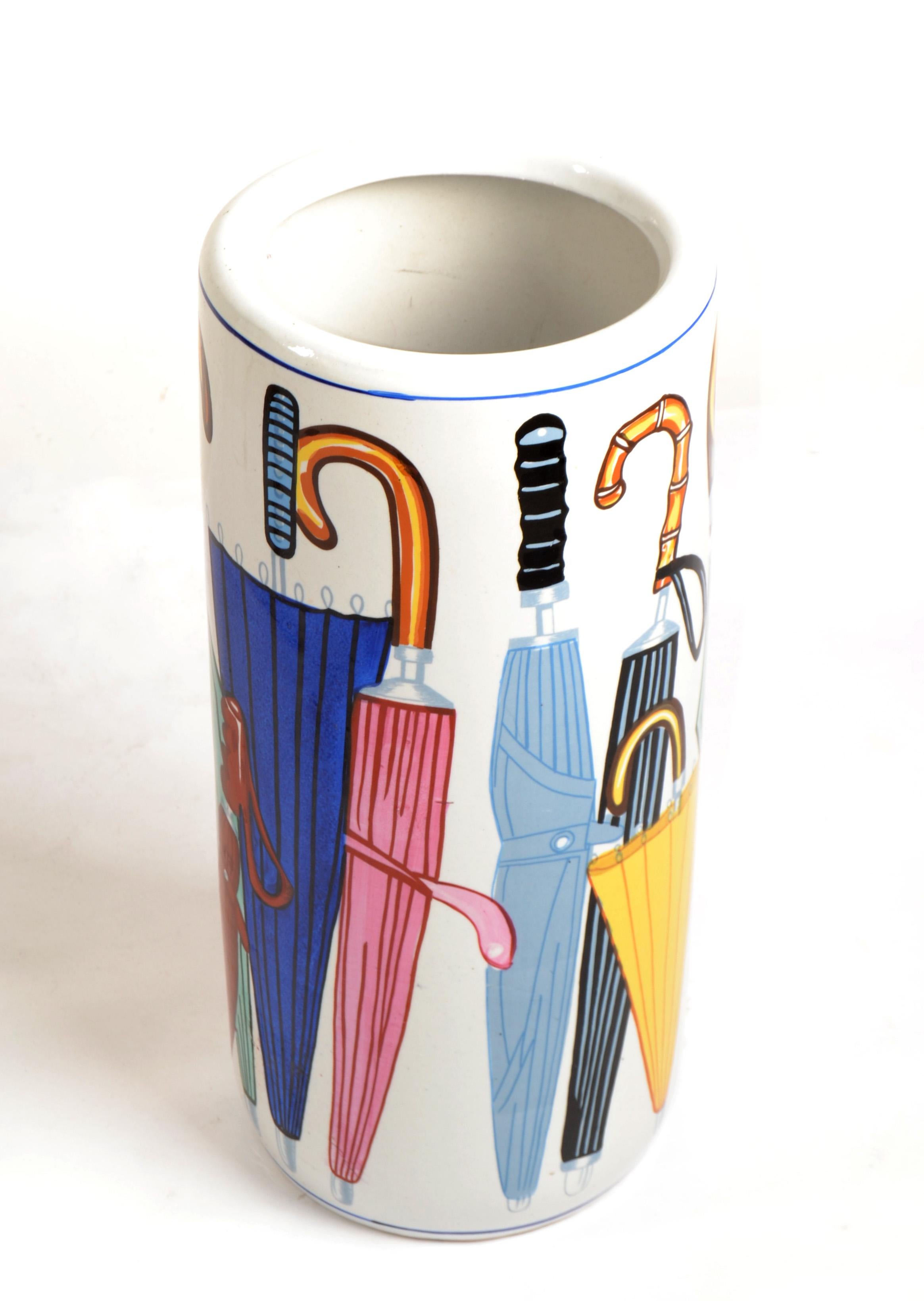1970s Vintage Italian Hand painted Ceramic Umbrella Stand Mid-Century Modern For Sale 6