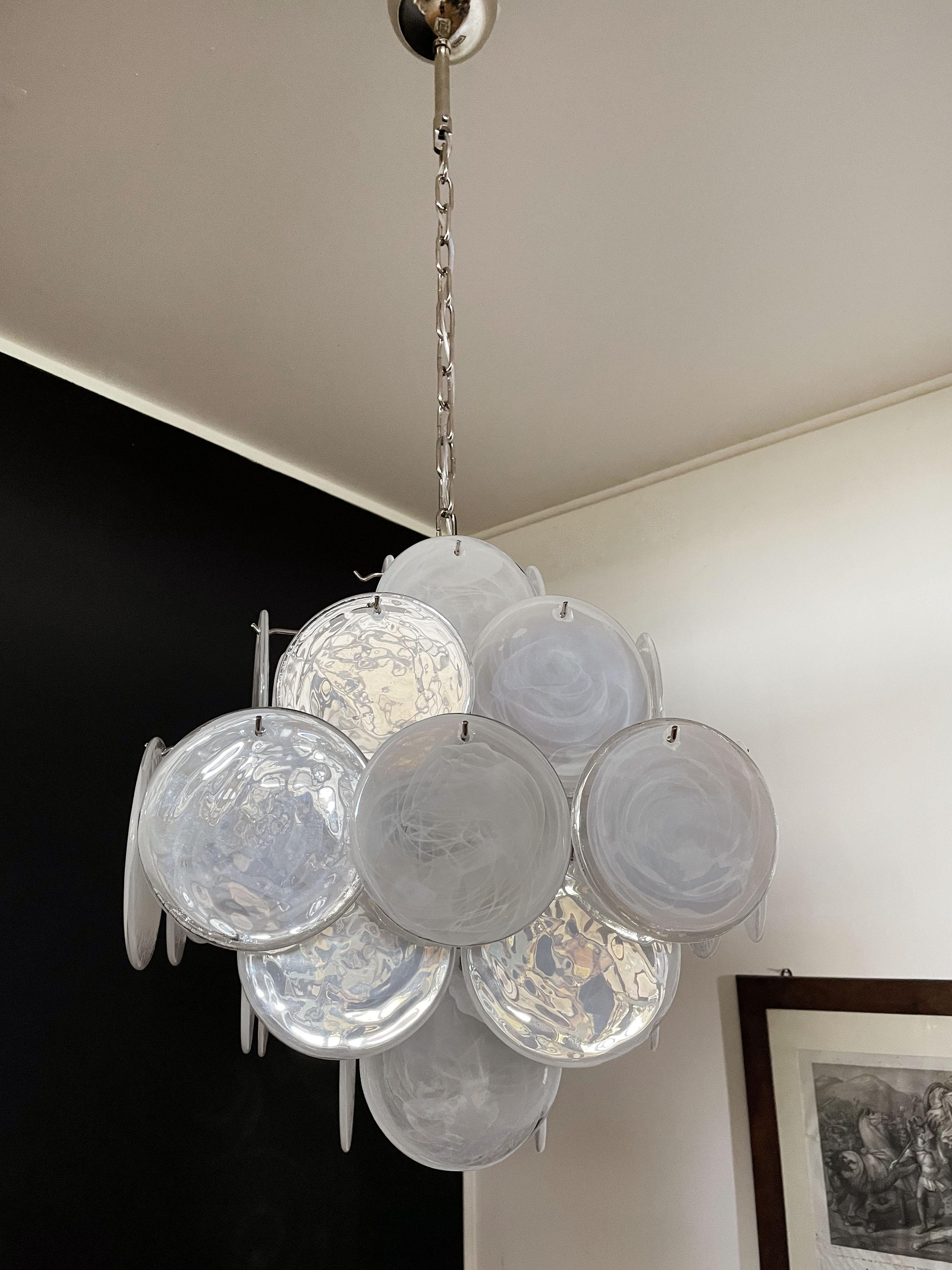 Lustre italien vintage de Murano des années 1970, 36 disques blancs en vente 4