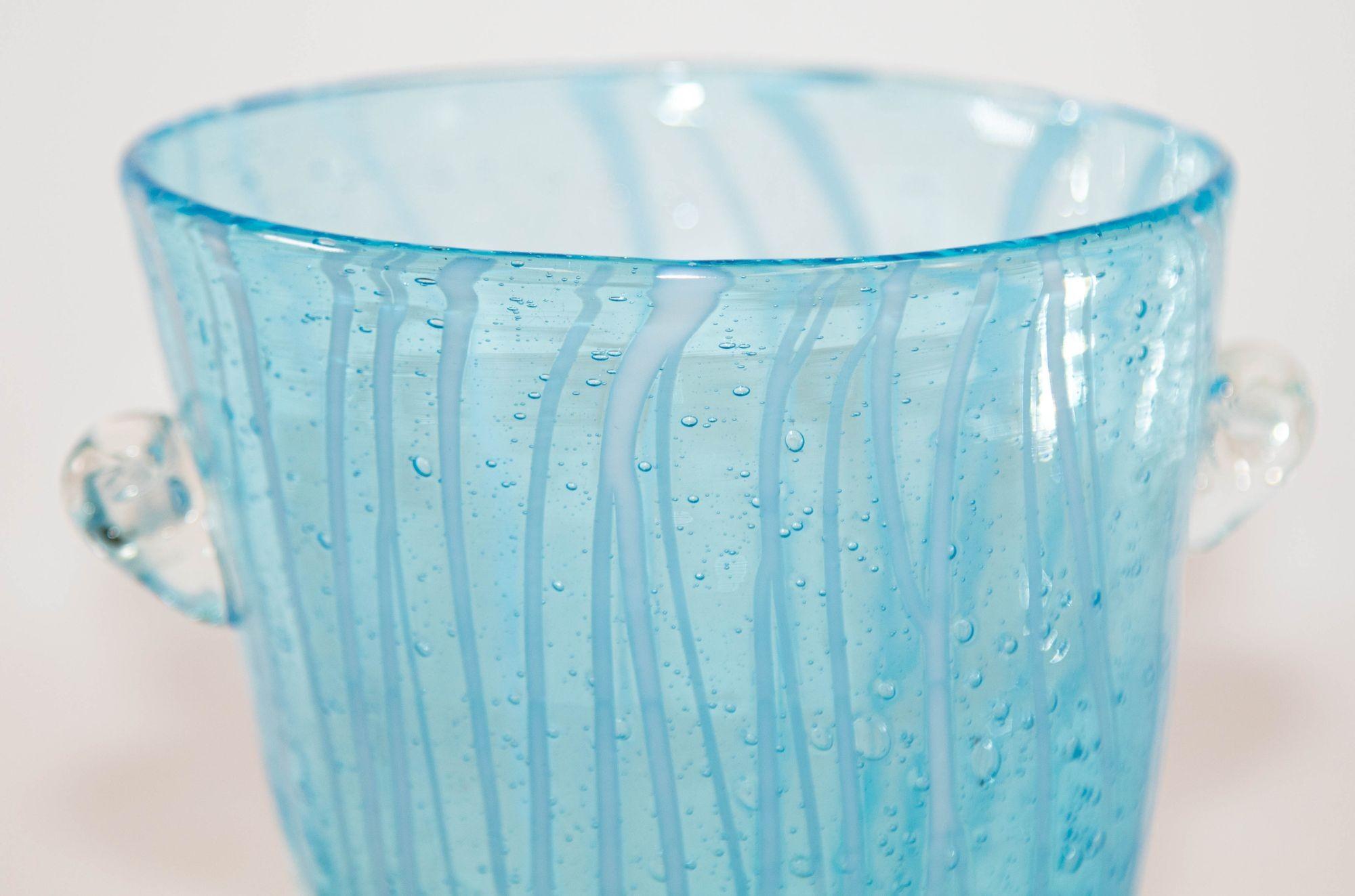 1970s Vintage Italian Murano Venini Venetian Art Glass Ice Bucket Blue and White For Sale 9