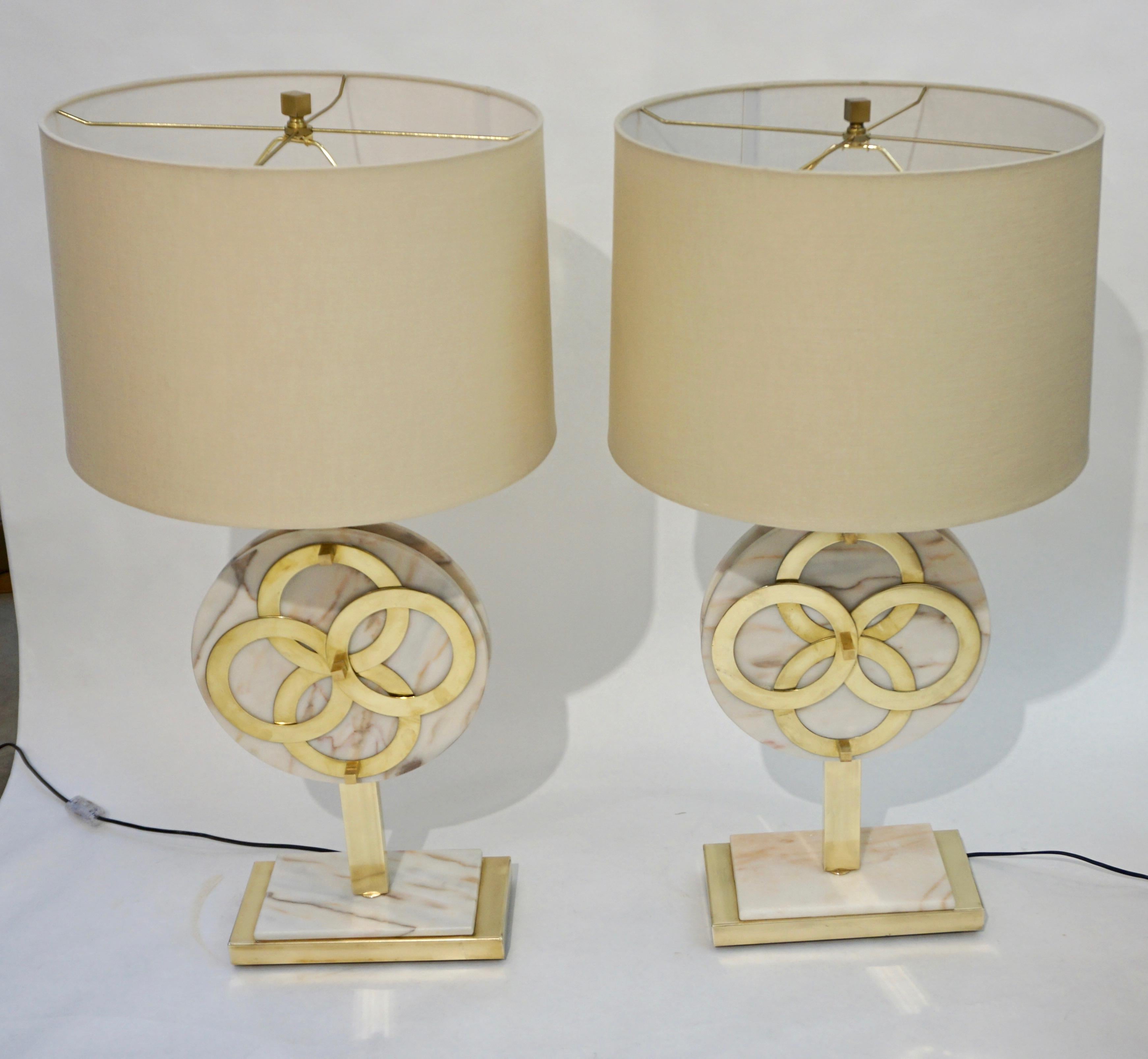 1970s Vintage Italian Pair of Modern Design Brass and Pink Carrara Marble Lamps 7