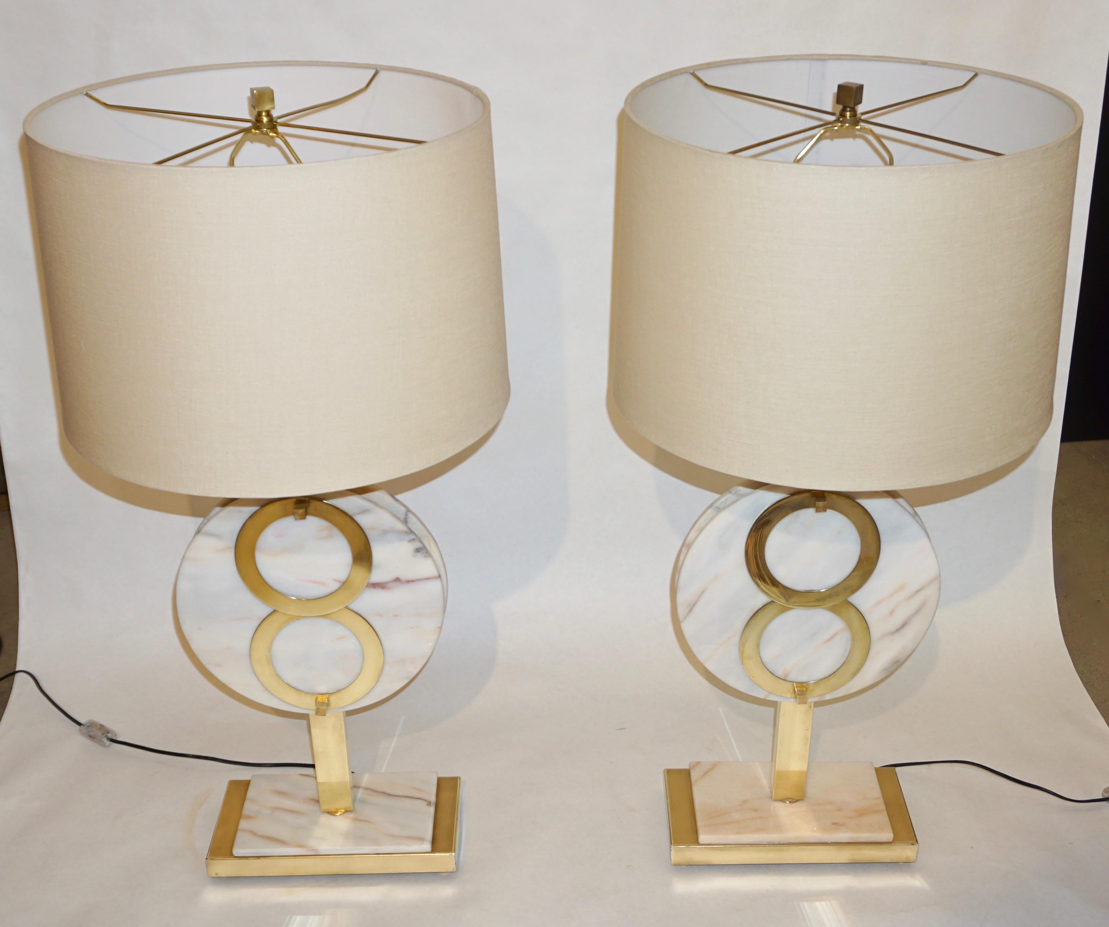 1970s Vintage Italian Pair of Modern Design Brass and Pink Carrara Marble Lamps 11