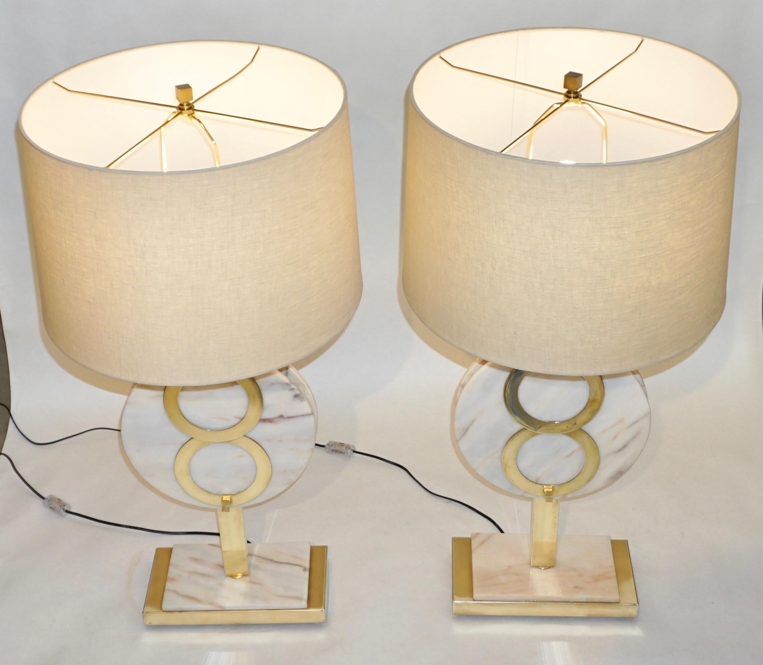 1970s Vintage Italian Pair of Modern Design Brass and Pink Carrara Marble Lamps 14