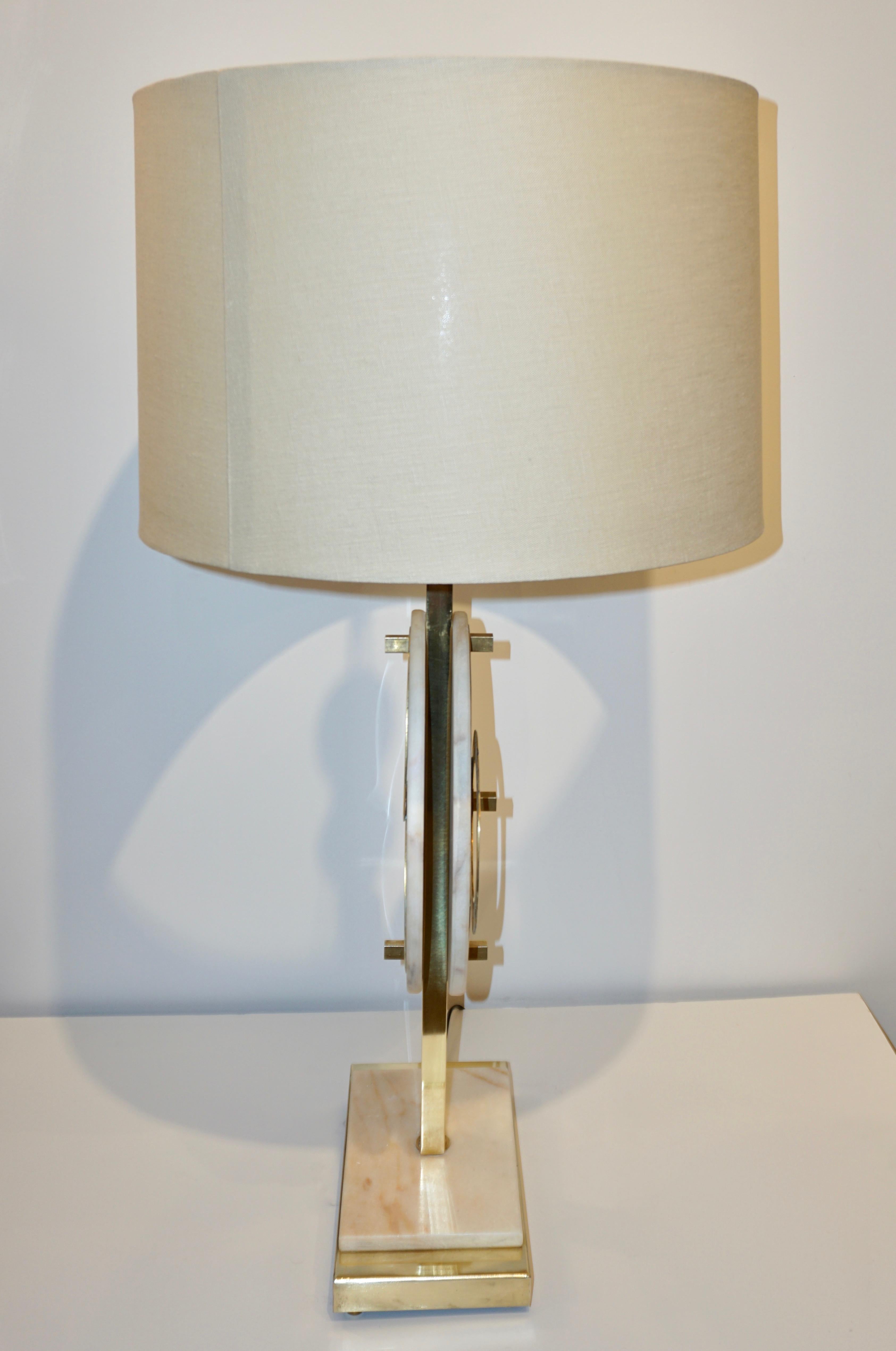 1970s Vintage Italian Pair of Modern Design Brass and Pink Carrara Marble Lamps 1