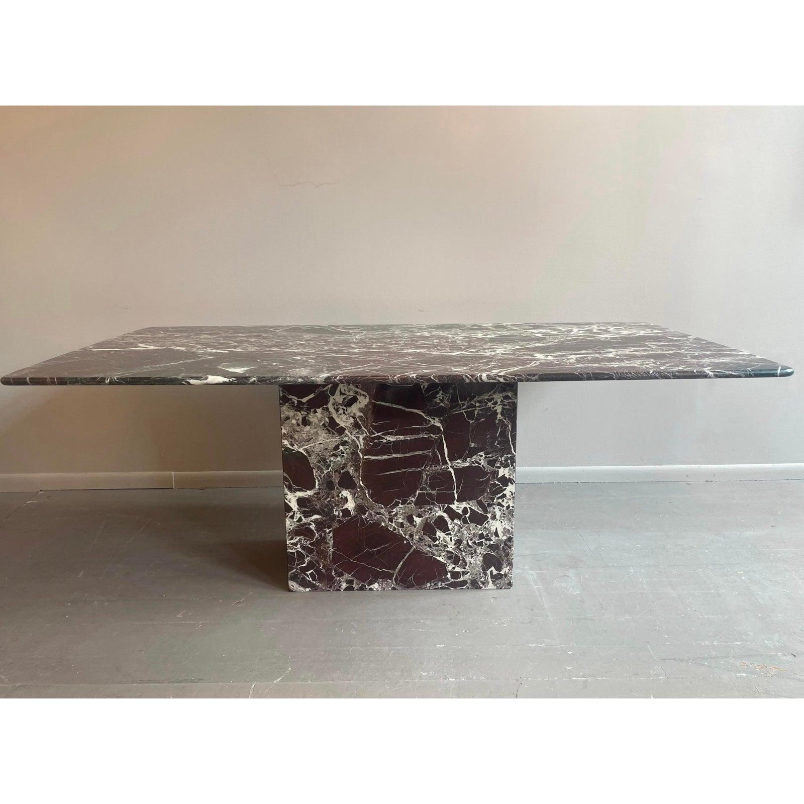 1970s Vintage Italian Rosso Levantó Red and Black Marble Dining Table Cushion Sh For Sale 5