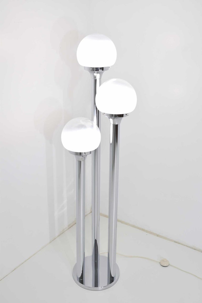 1970s Vintage Italian Three-Globe Chrome Floor Lamp at 1stdibs