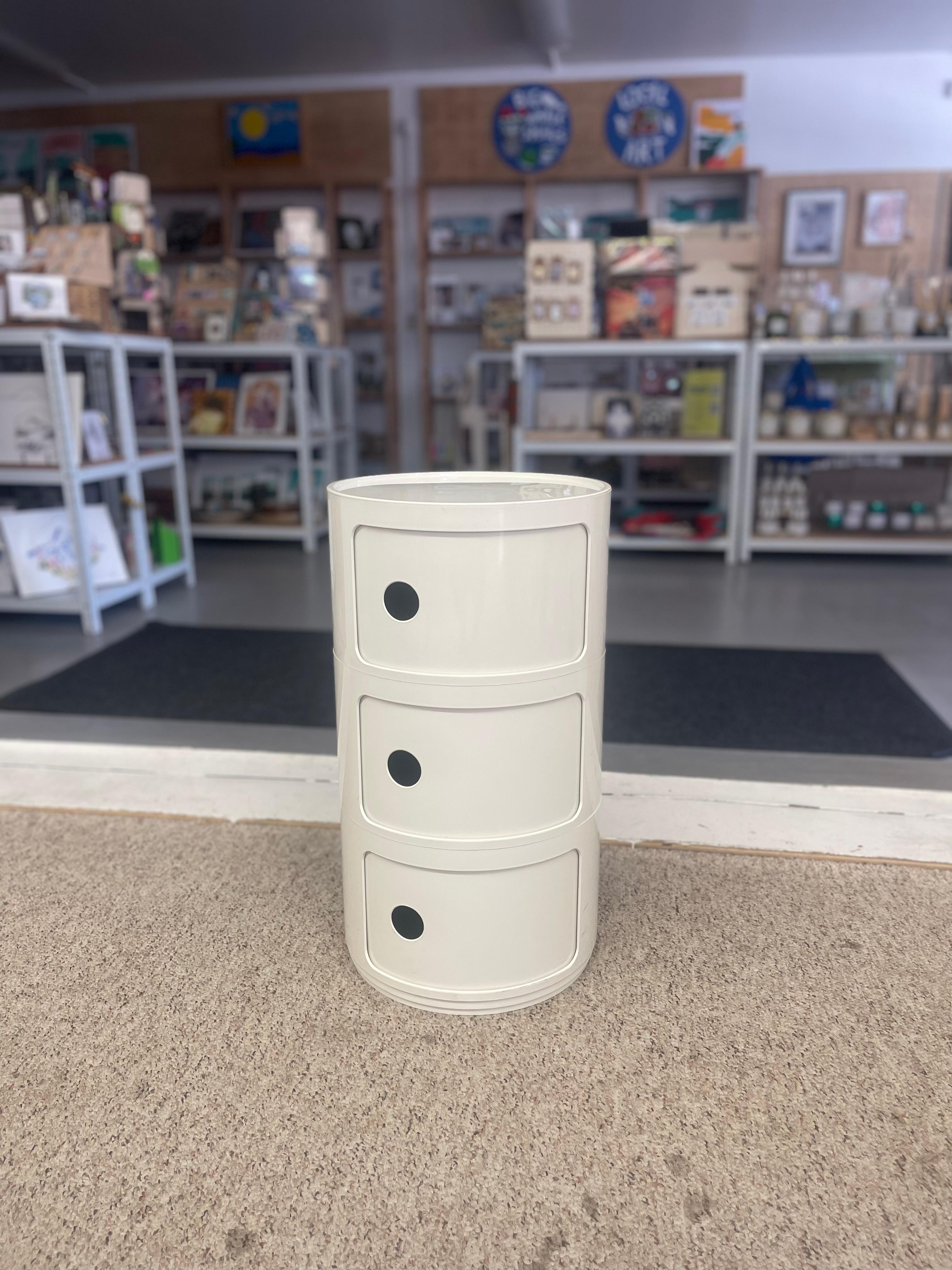 Armario modular italiano vintage de plástico blanco de los años 70, por Anna Castelli Ferrieri finales del siglo XX en venta