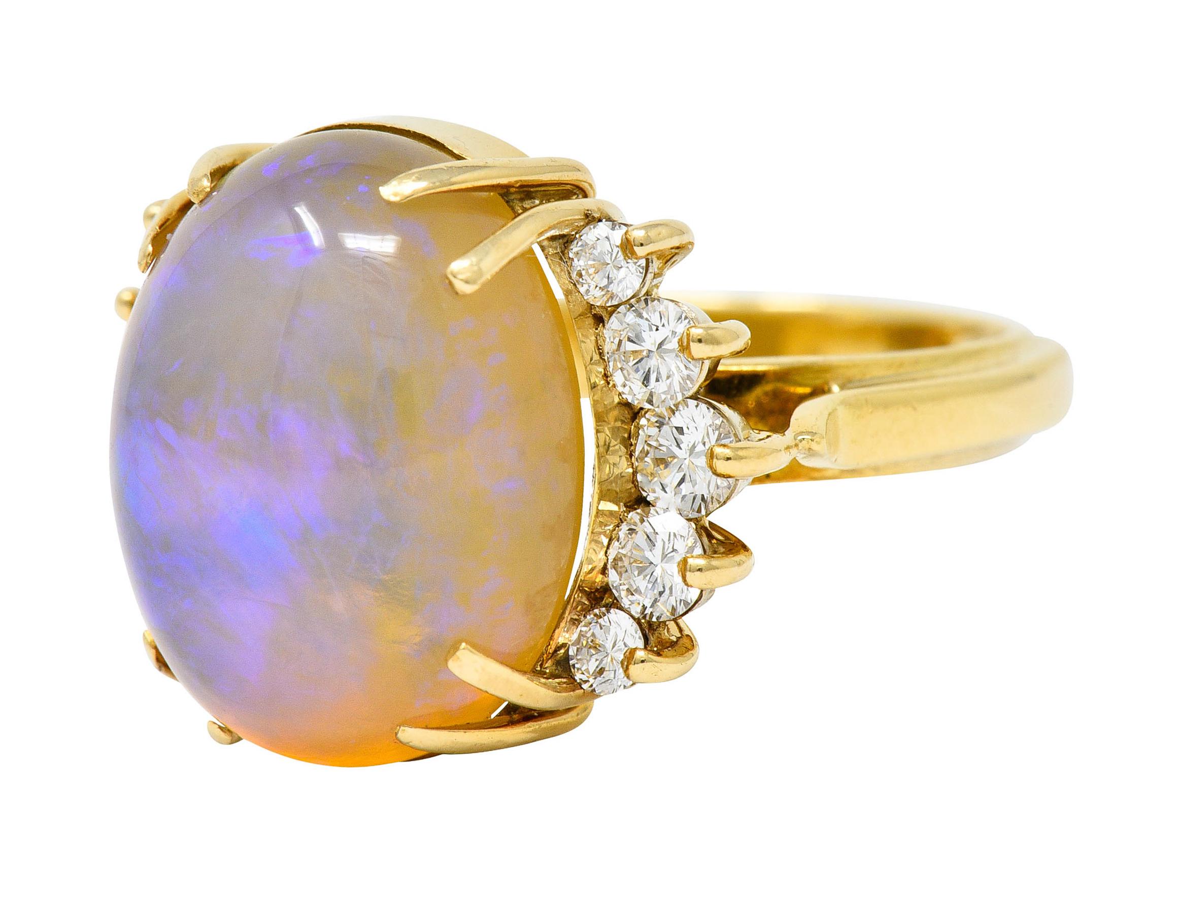 1970's Vintage Jelly Opal Diamond 18 Karat Gold Gemstone Ring In Excellent Condition In Philadelphia, PA