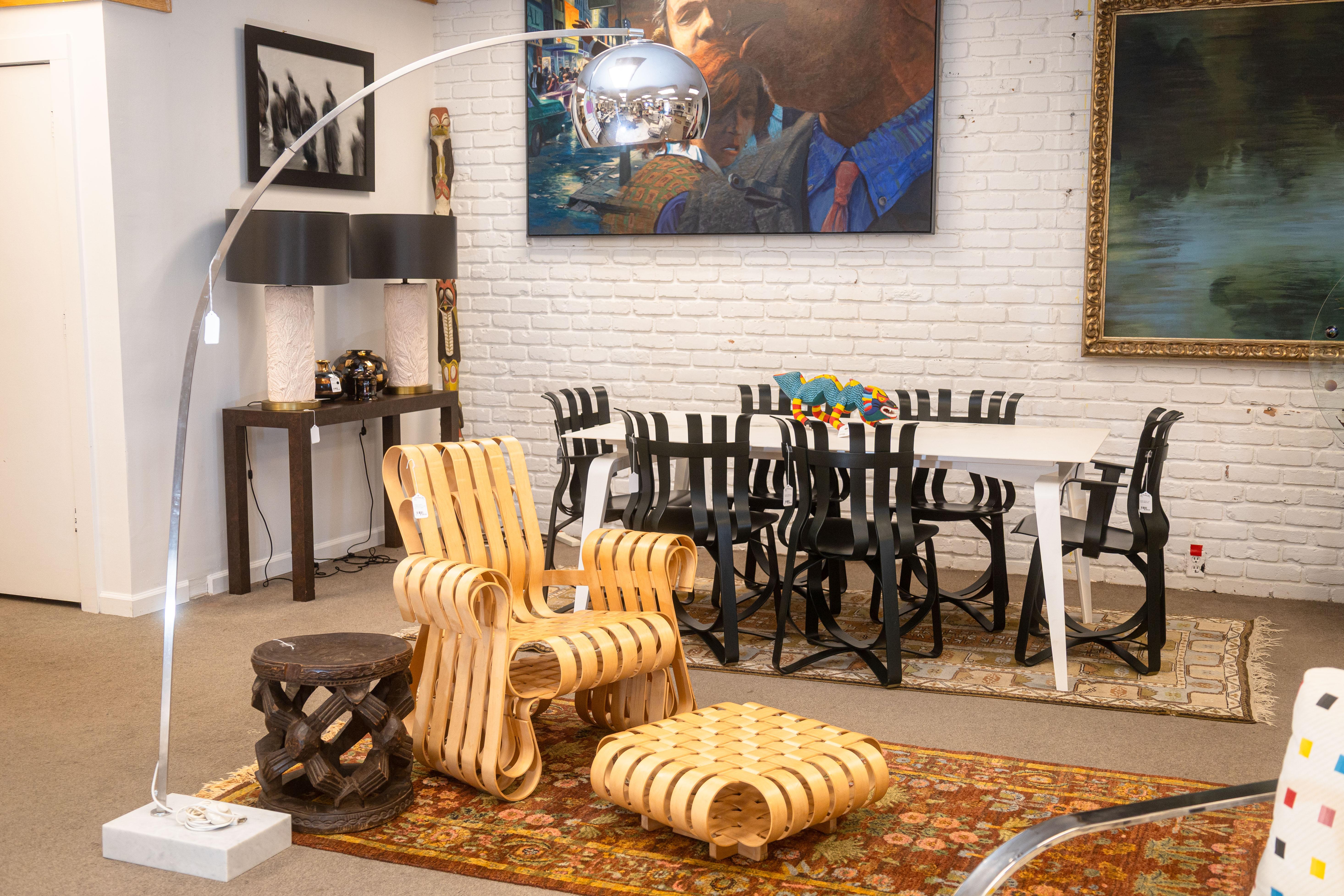 1970 Vintage Lafer Brazilian Red Leather Swivel Recliner Accent Lounge Chair en vente 3