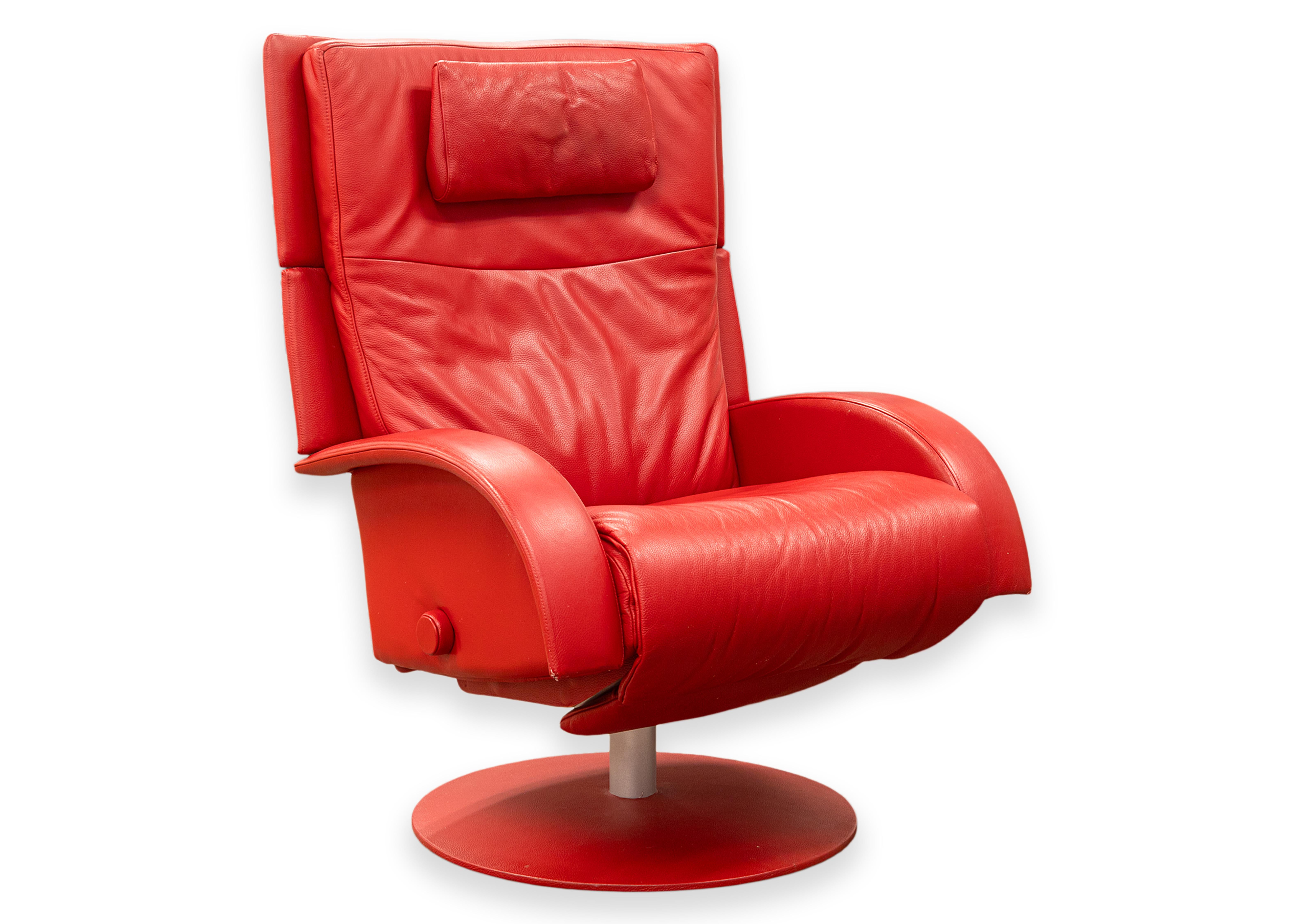 1970 Vintage Lafer Brazilian Red Leather Swivel Recliner Accent Lounge Chair en vente 4