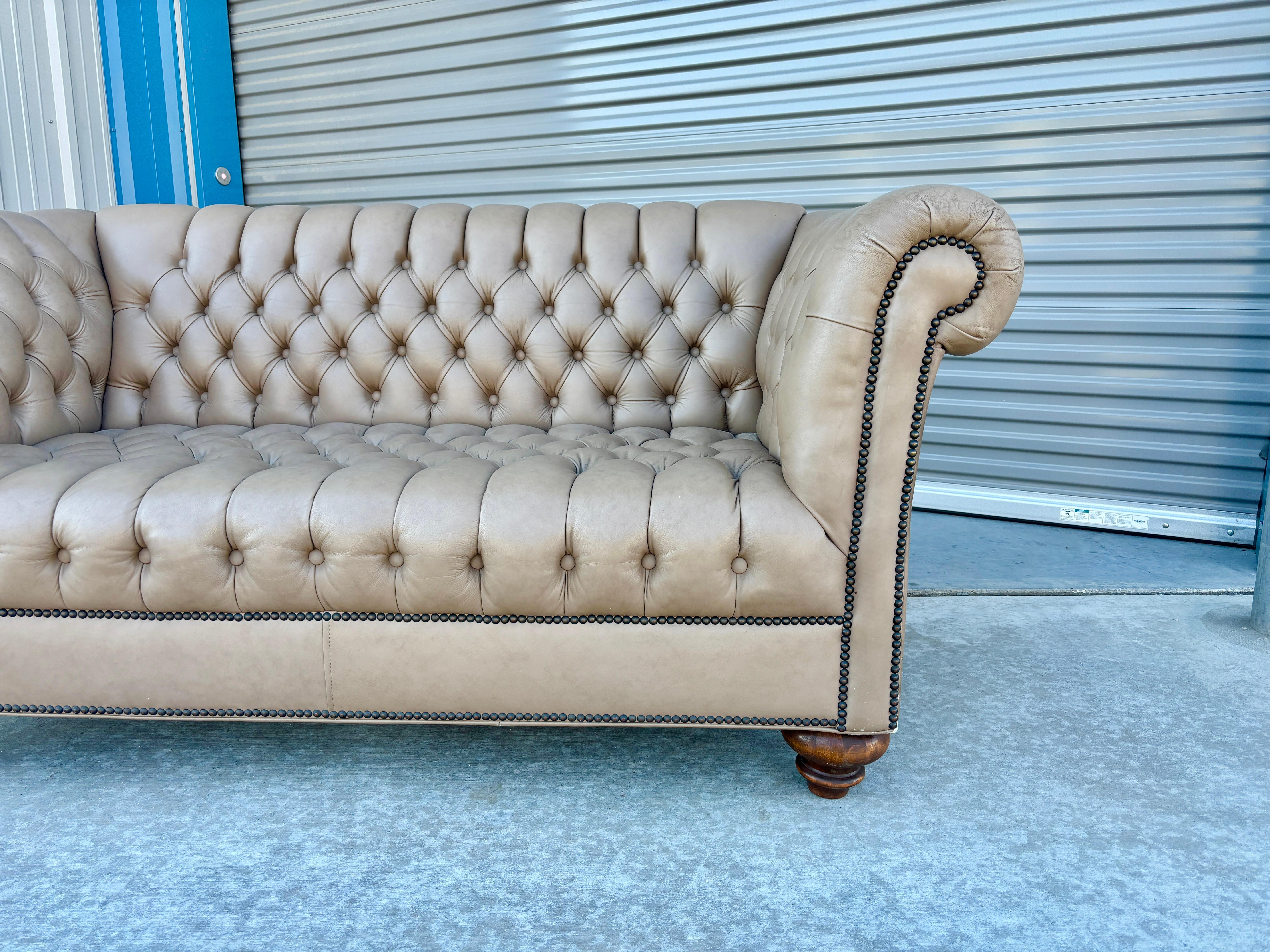 1970s Vintage leather Chesterfield loveseat 5