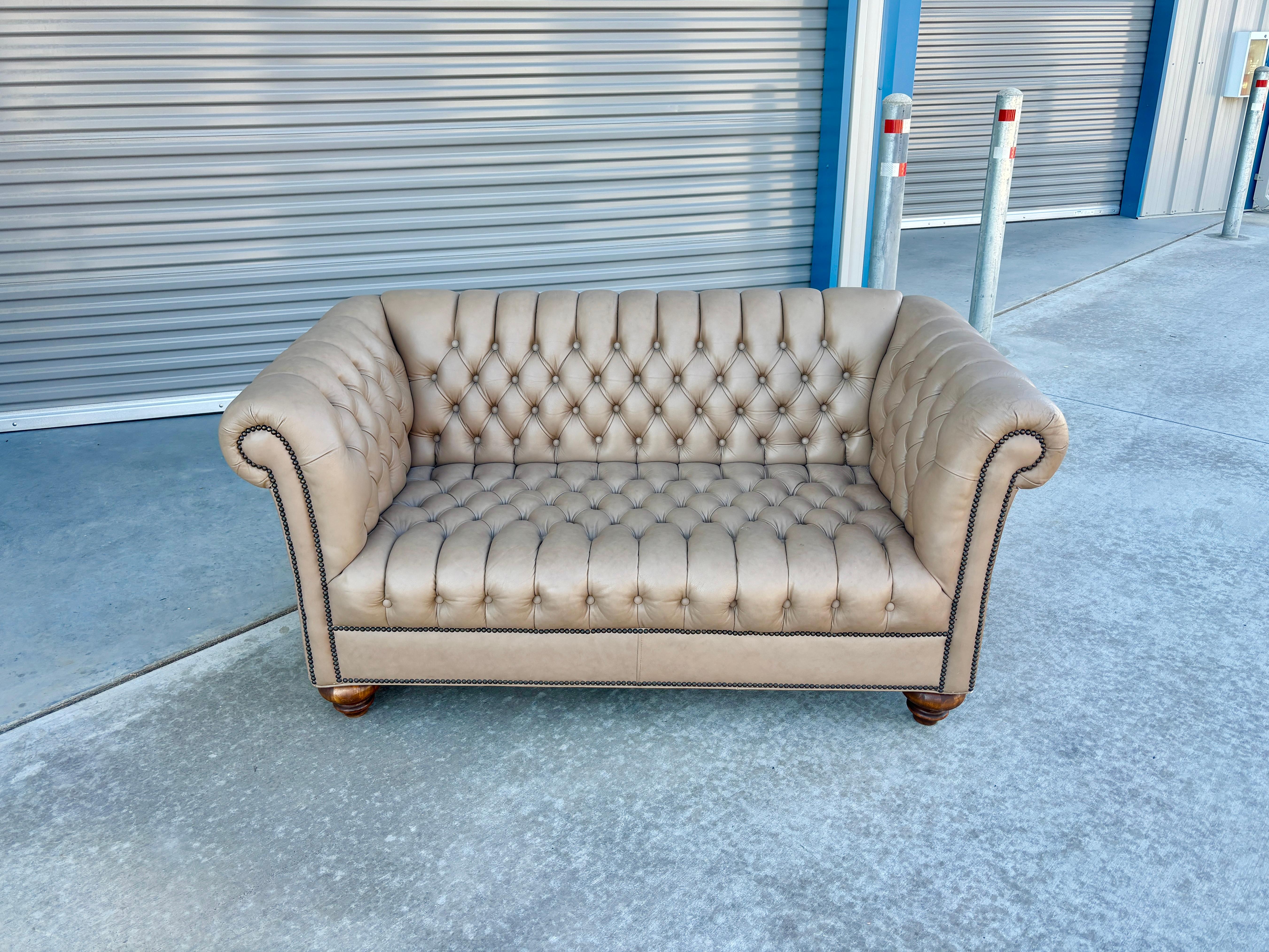 1970s Vintage leather Chesterfield loveseat 2