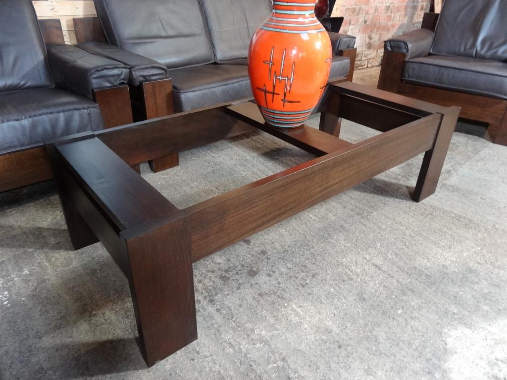 1970's Vintage Leolux Black or Dark Brown Leather Two Seater Retro Vintage Sofa In Good Condition In Markington, GB