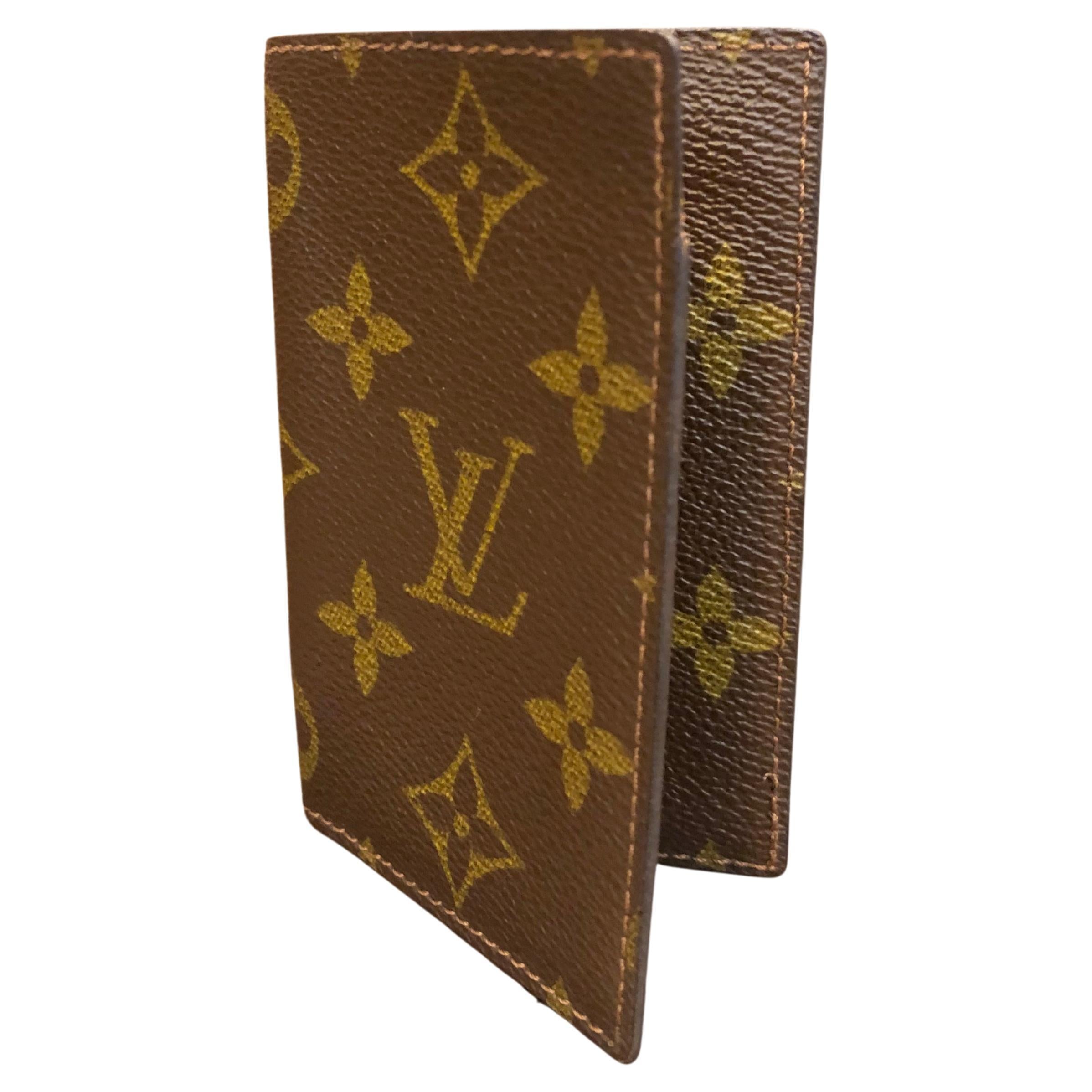 Vintage LOUIS VUITTON Monogram Canvas Card Holder at 1stDibs  vintage lv card  holder, louis vuitton card holder, vintage louis vuitton card holder