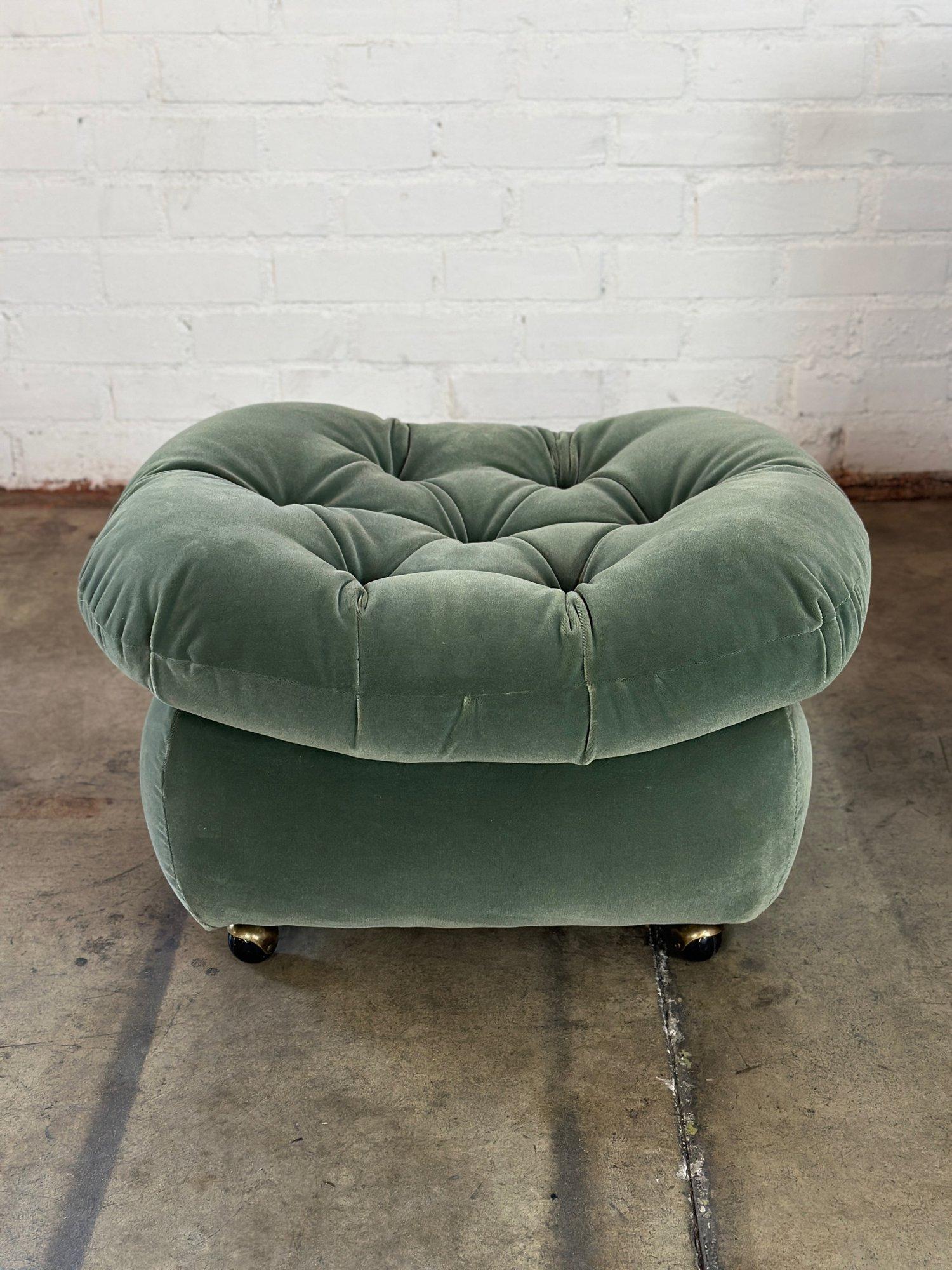 1970s Vintage Lounger and Ottoman For Sale 1